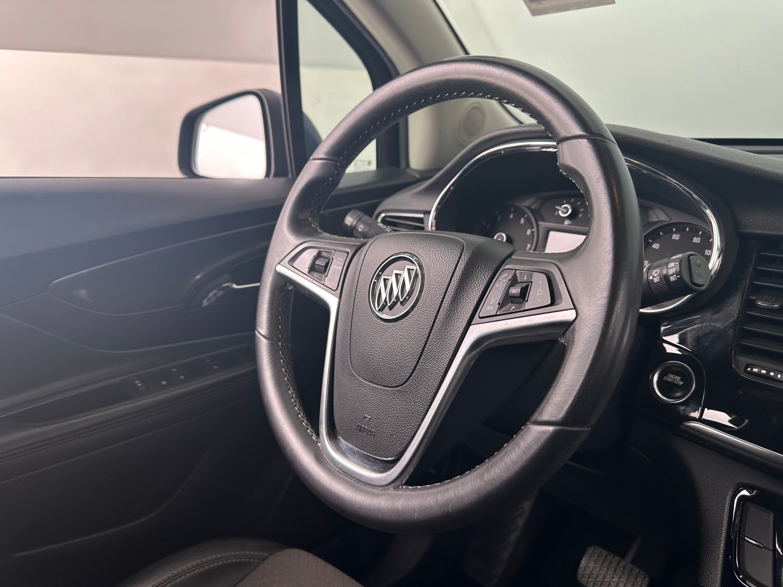 Thumbnail: 2020 Buick Encore - 4