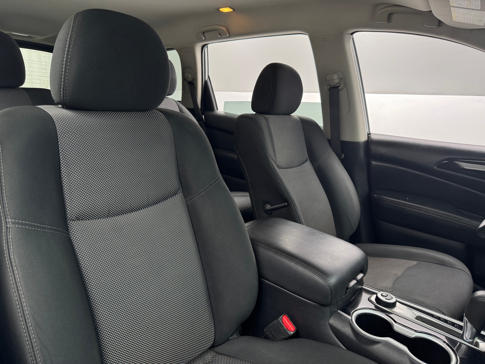 Thumbnail: 2019 Nissan Pathfinder - 2