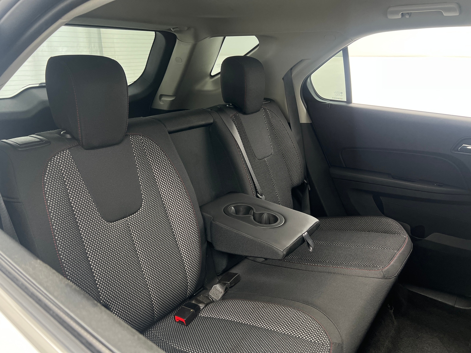 Thumbnail: 2016 Chevrolet Equinox - 6
