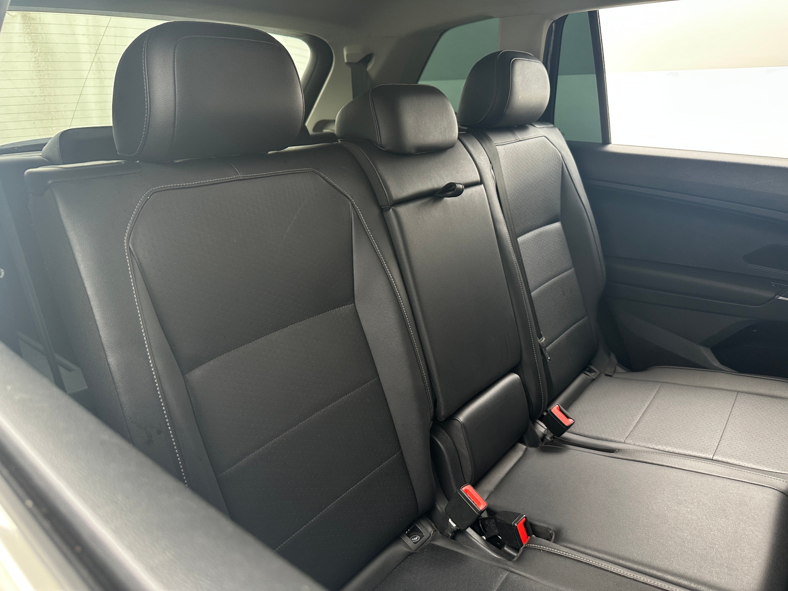 Thumbnail: 2018 Volkswagen Tiguan - 5