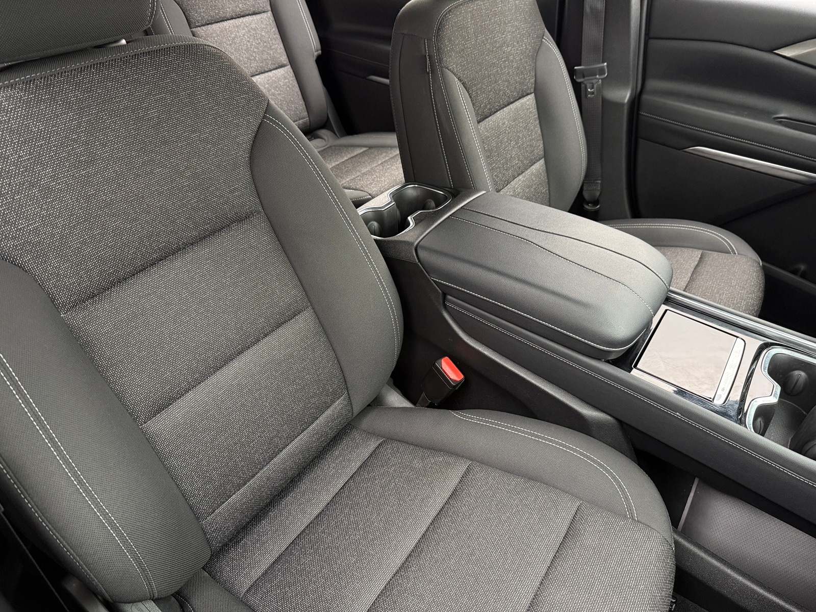 Thumbnail: 2024 Chevrolet Traverse - 2