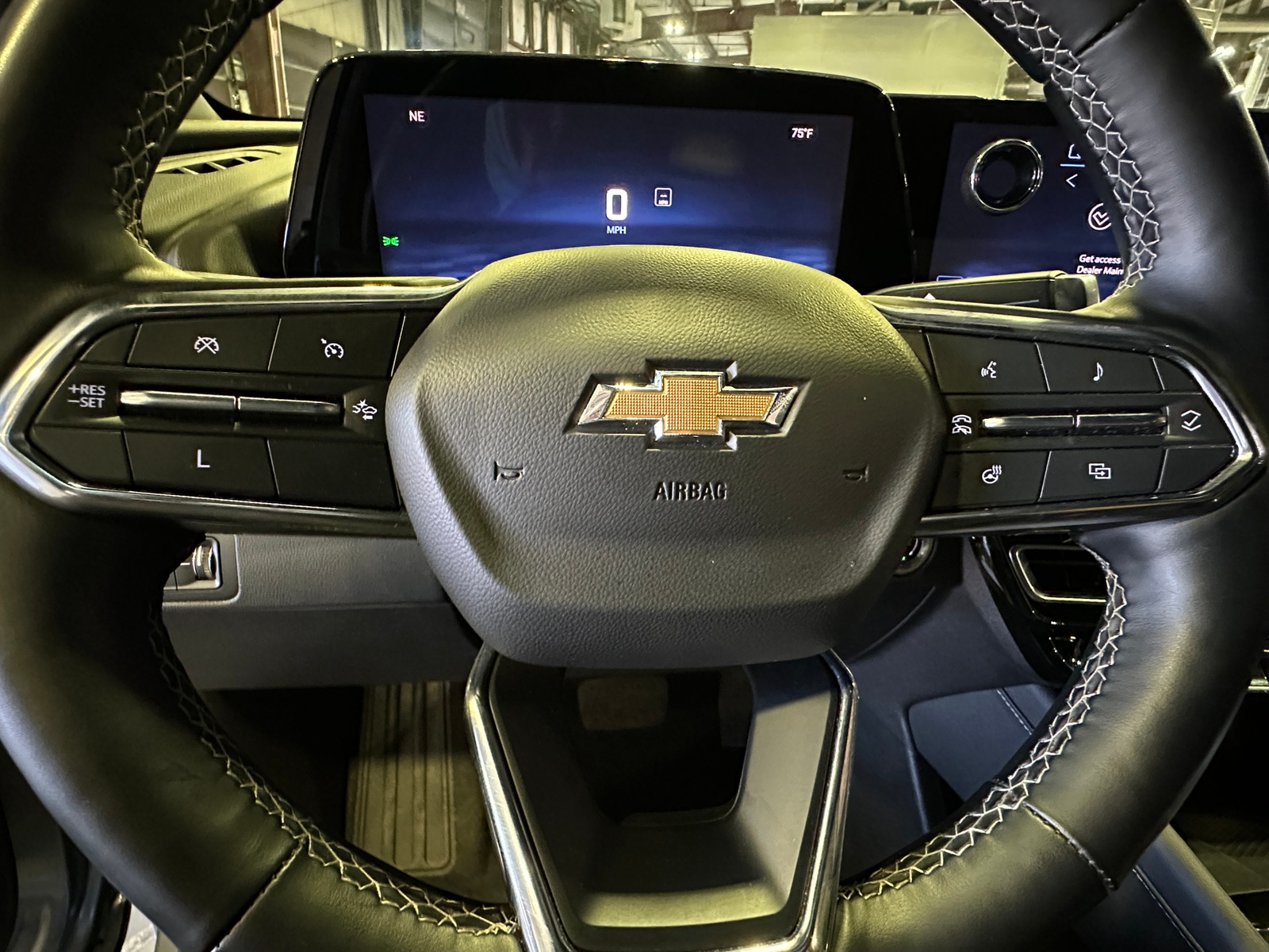 Thumbnail: 2024 Chevrolet Traverse - 5