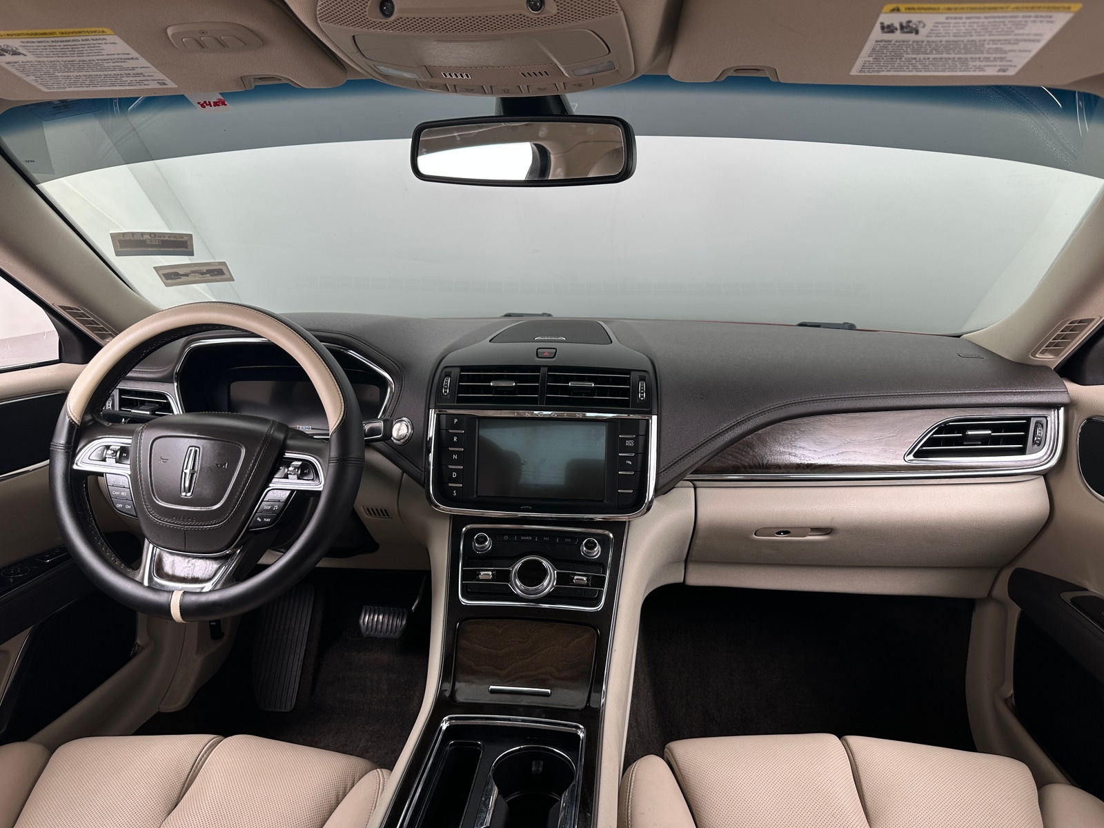 Thumbnail: 2018 Lincoln Continental - 2