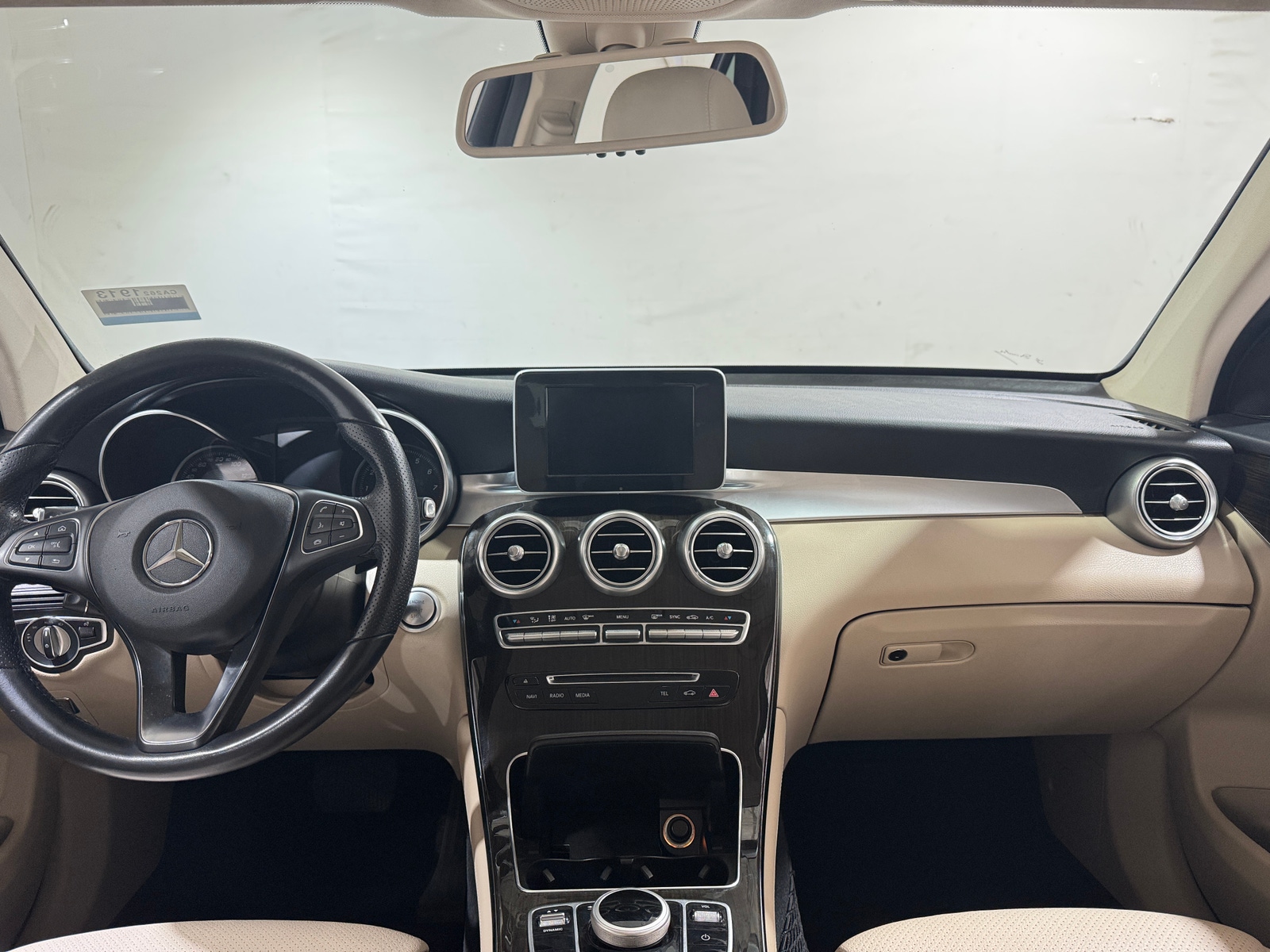 Thumbnail: 2019 Mercedes-Benz GLC - 2