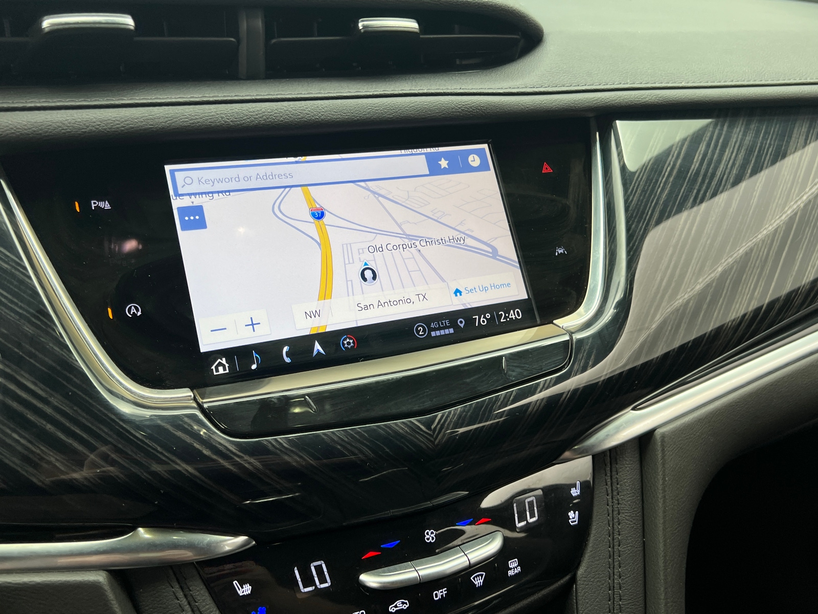 Thumbnail: 2025 Cadillac XT6 - 3