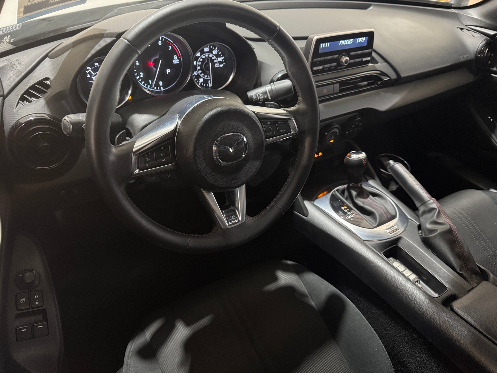 Thumbnail: 2016 Mazda MX-5 Miata - 3