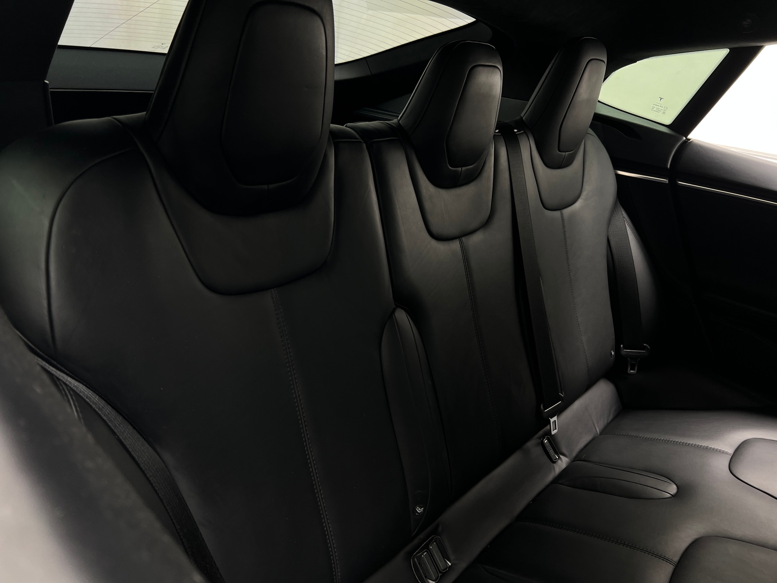 Thumbnail: 2016 Tesla Model S - 5
