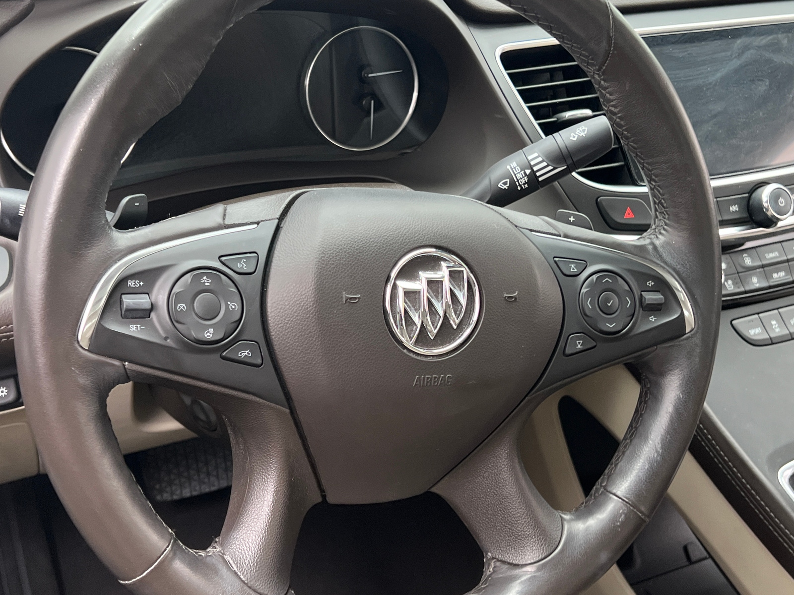 Thumbnail: 2018 Buick LaCrosse - 4