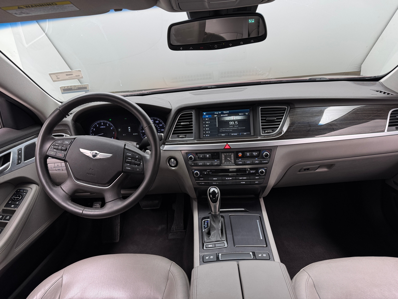 Thumbnail: 2015 Hyundai Genesis - 2