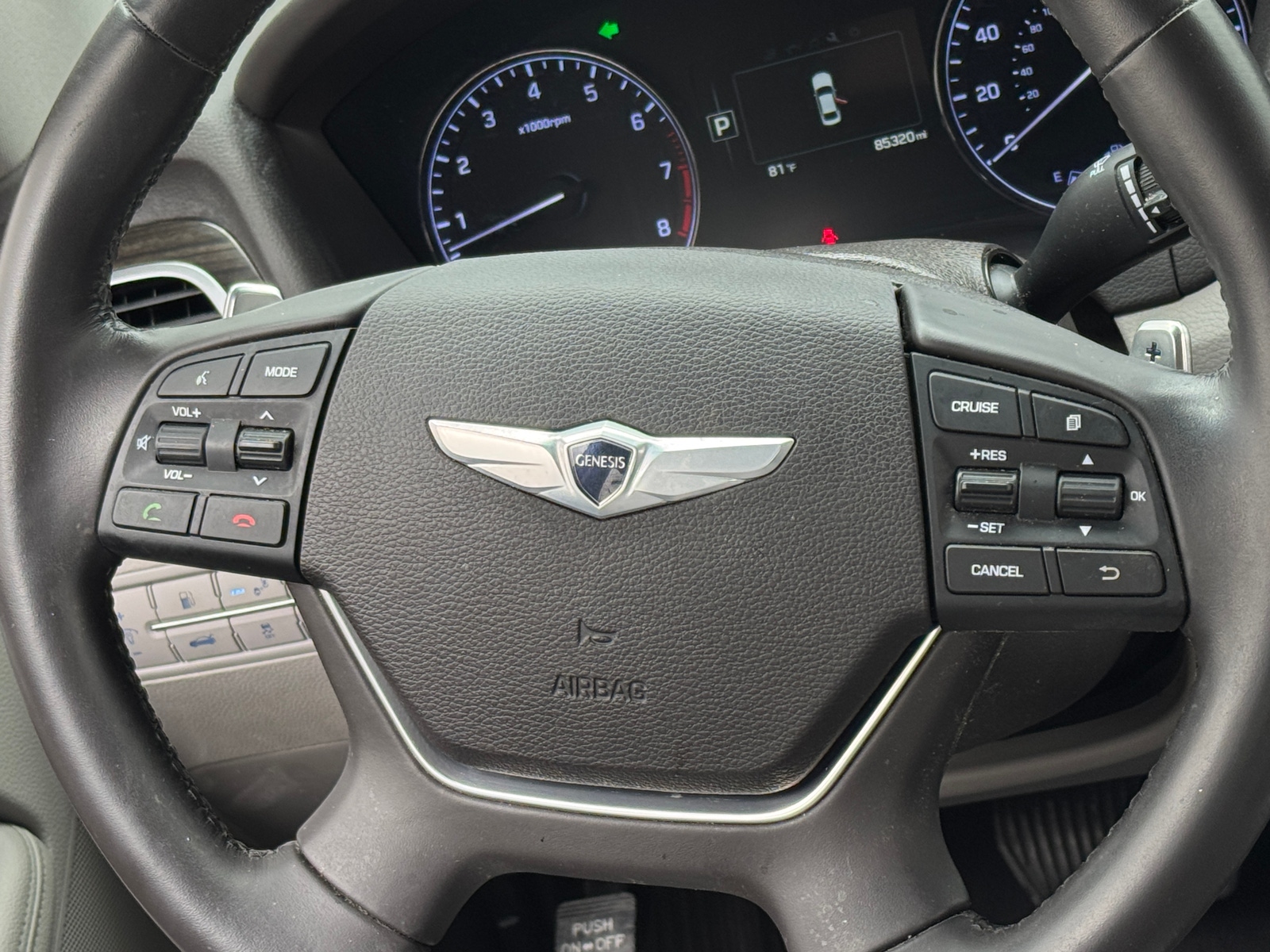 Thumbnail: 2015 Hyundai Genesis - 4