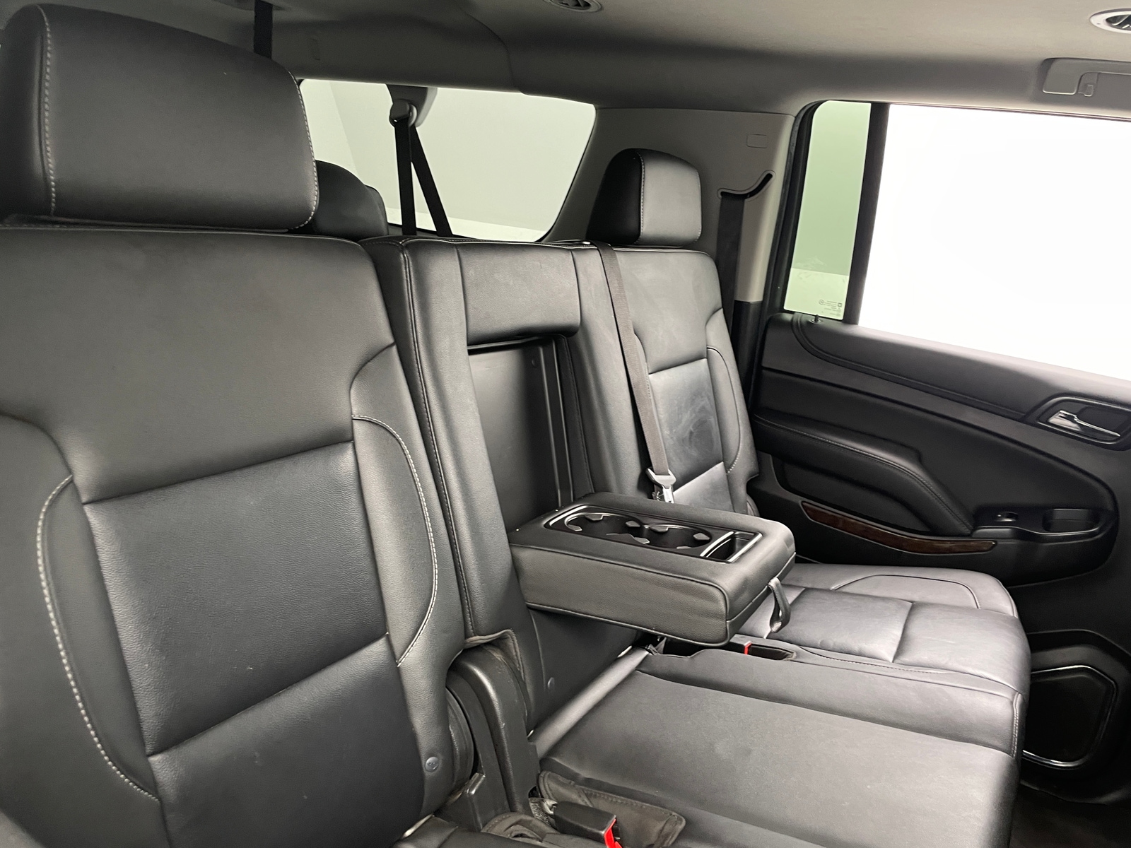 Thumbnail: 2019 Chevrolet Suburban - 5