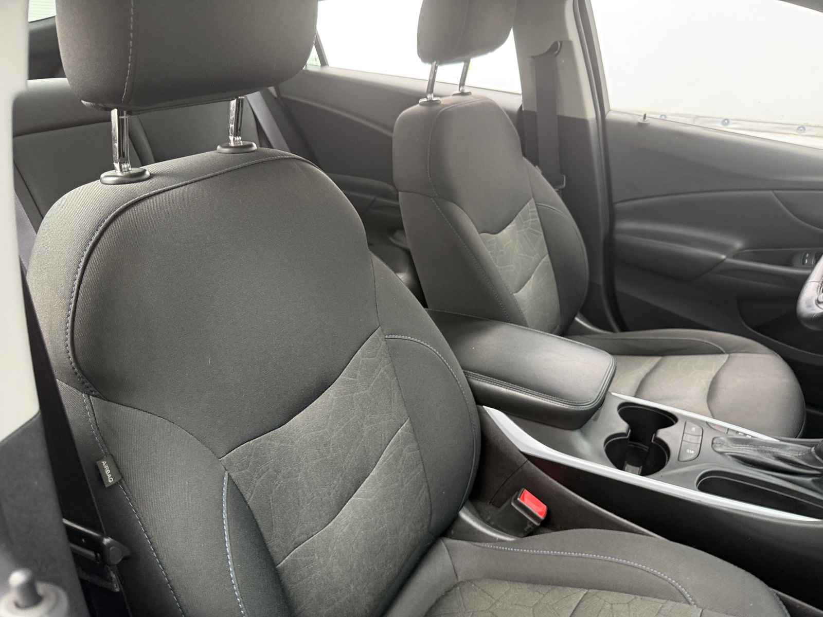 Thumbnail: 2017 Chevrolet Volt - 2