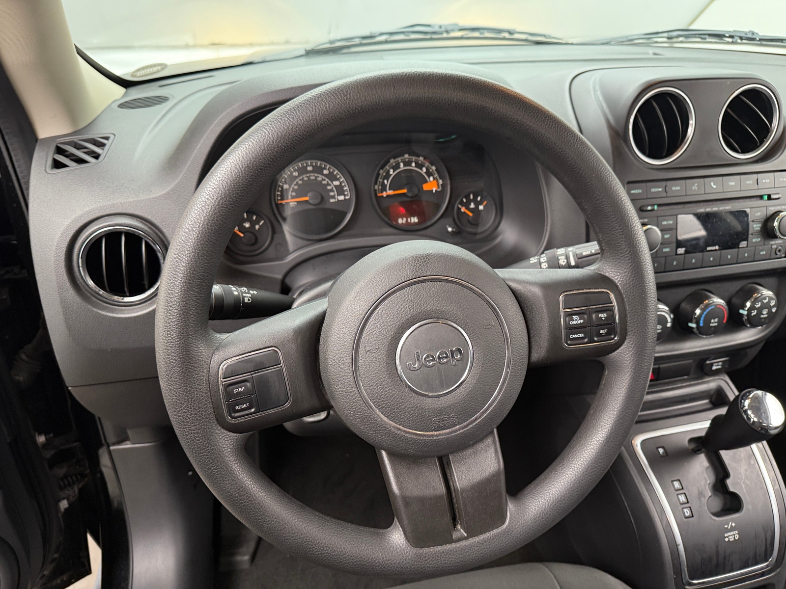 Thumbnail: 2014 Jeep Patriot - 5