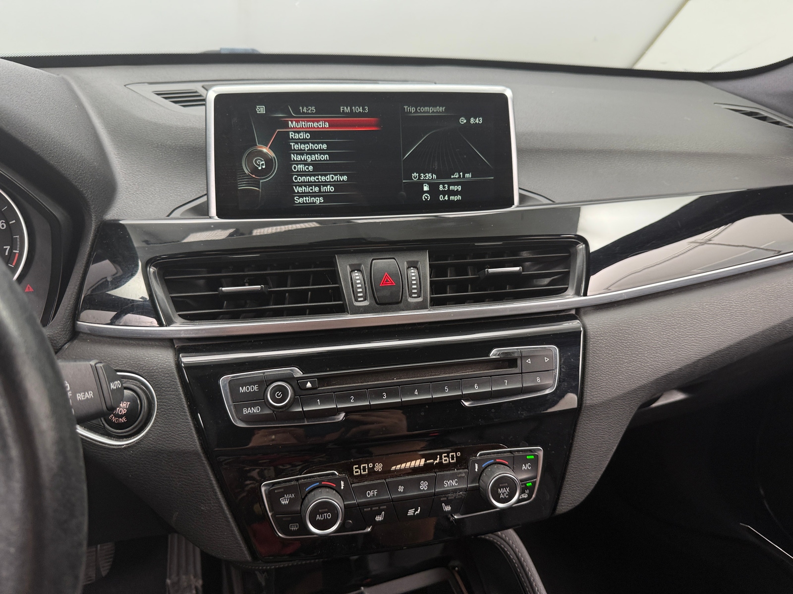 Thumbnail: 2016 BMW X1 - 3