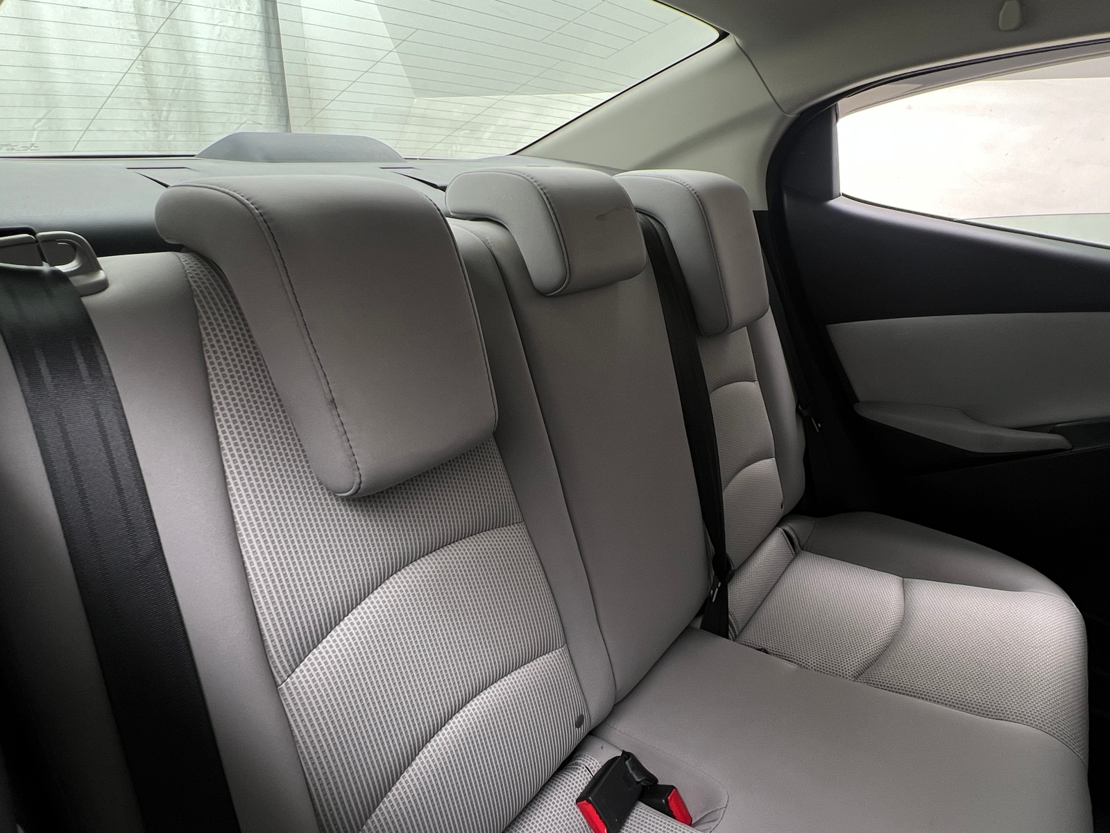 Thumbnail: 2019 Toyota Yaris - 6