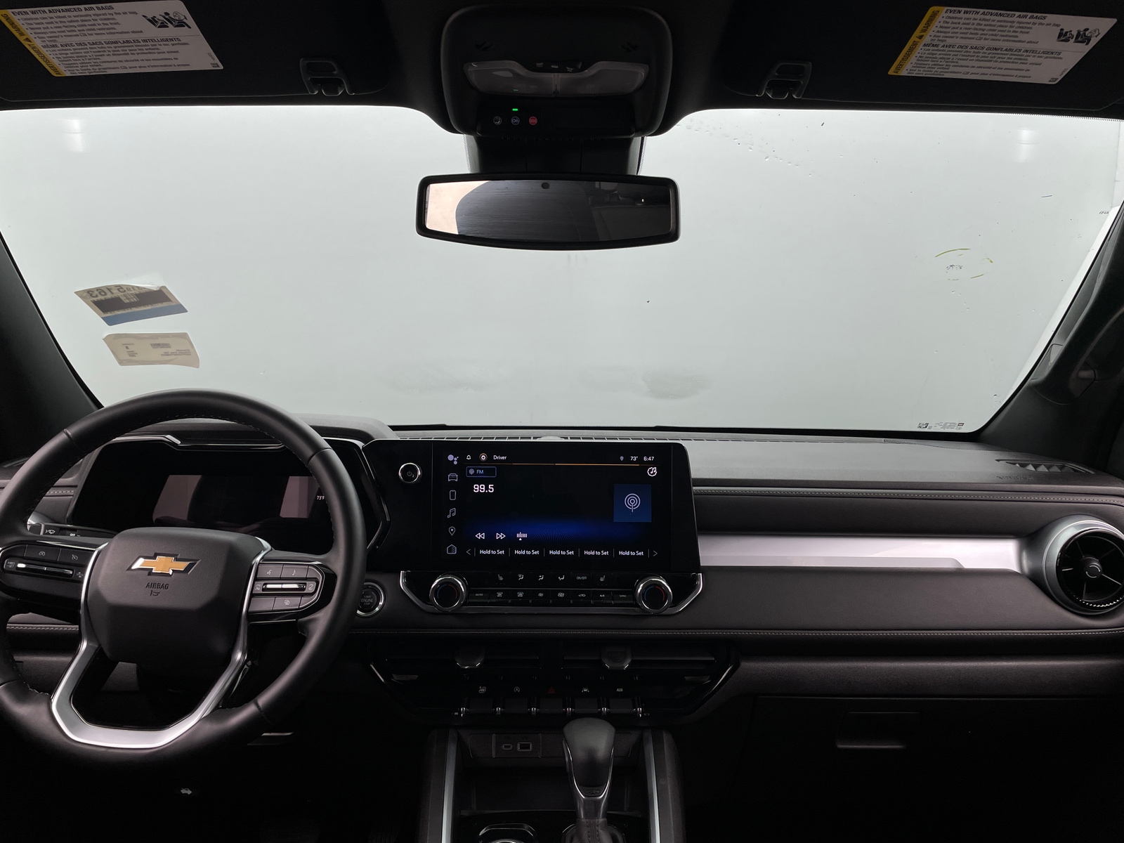 Thumbnail: 2023 Chevrolet Colorado - 3