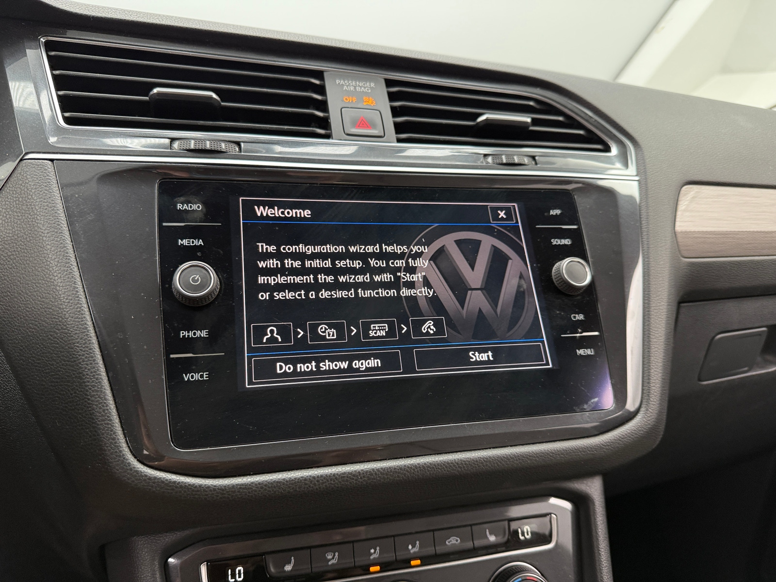 Thumbnail: 2019 Volkswagen Tiguan - 3