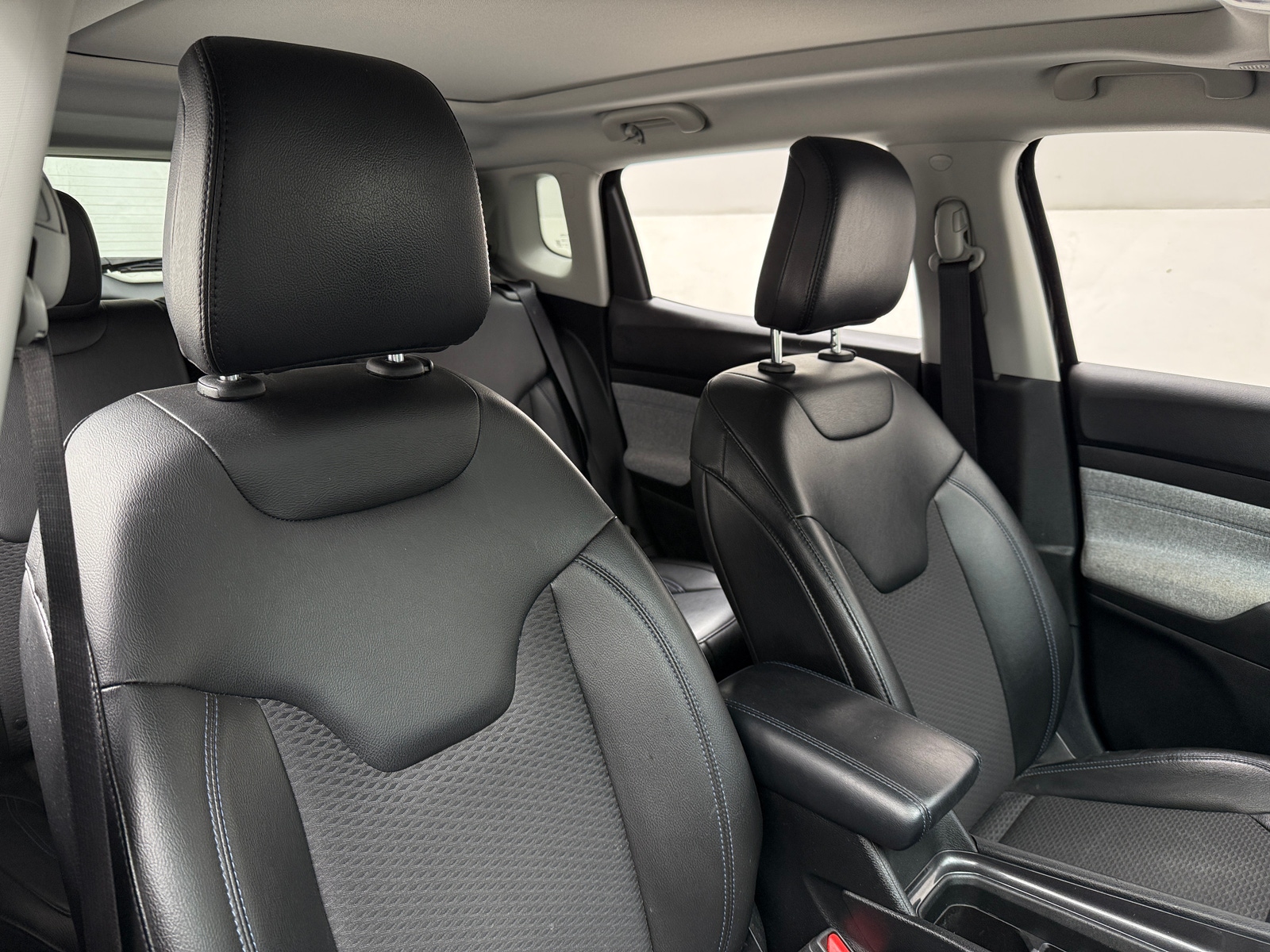 Thumbnail: 2022 Jeep Compass - 2