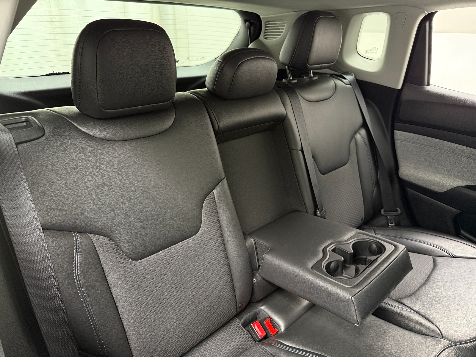 Thumbnail: 2022 Jeep Compass - 6
