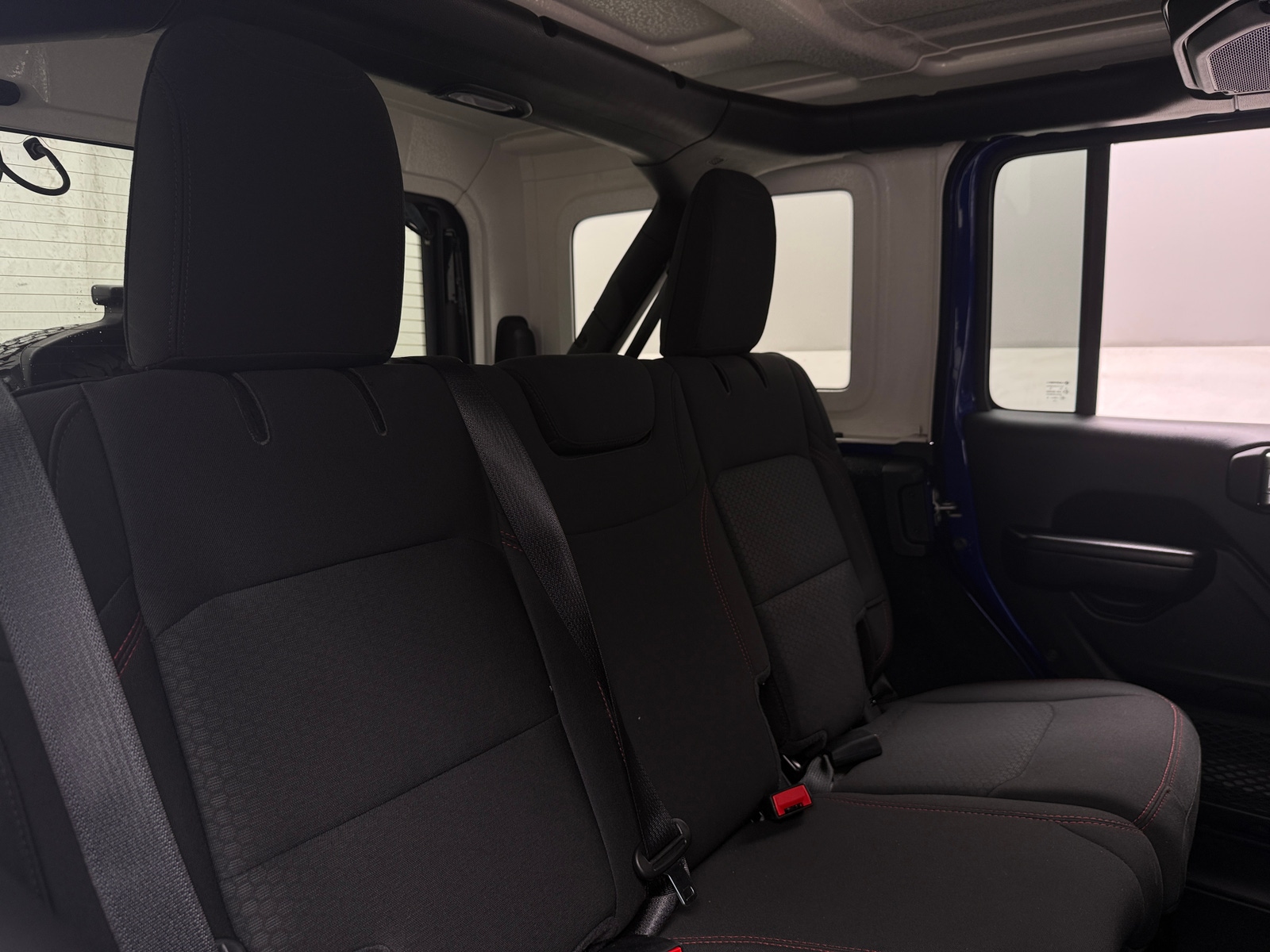 Thumbnail: 2020 Jeep Wrangler - 6