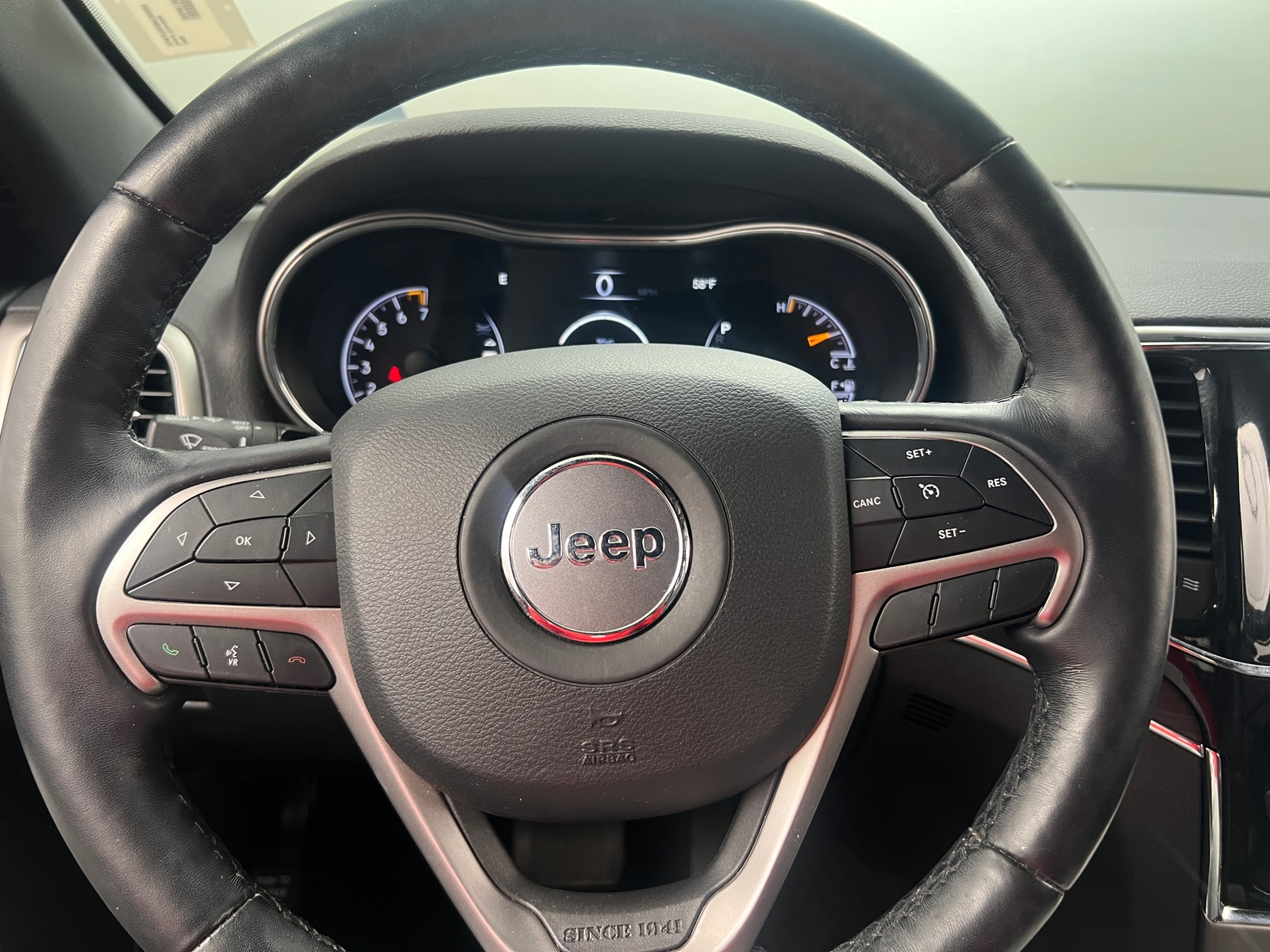 Thumbnail: 2021 Jeep Grand Cherokee - 4