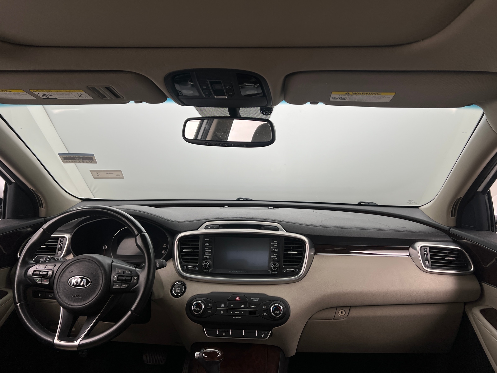 Thumbnail: 2016 Kia Sorento - 2