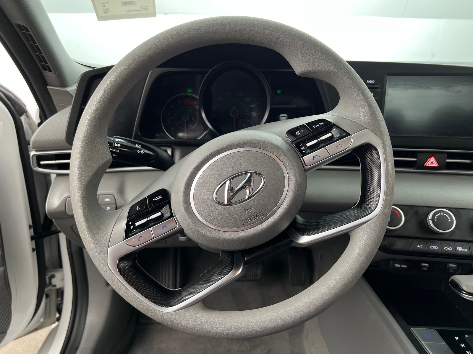 Thumbnail: 2023 Hyundai Elantra - 5