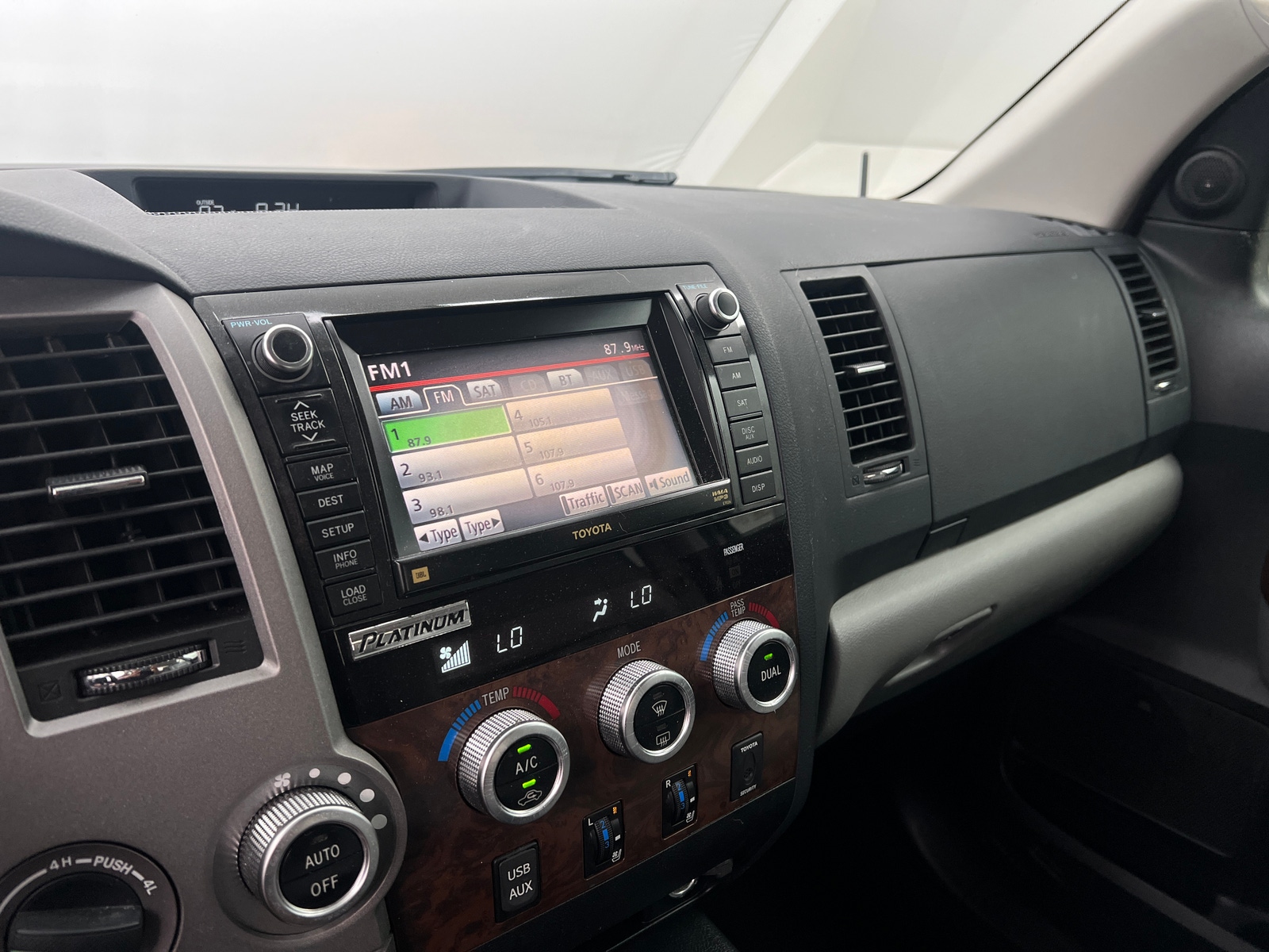 Thumbnail: 2012 Toyota Tundra - 3