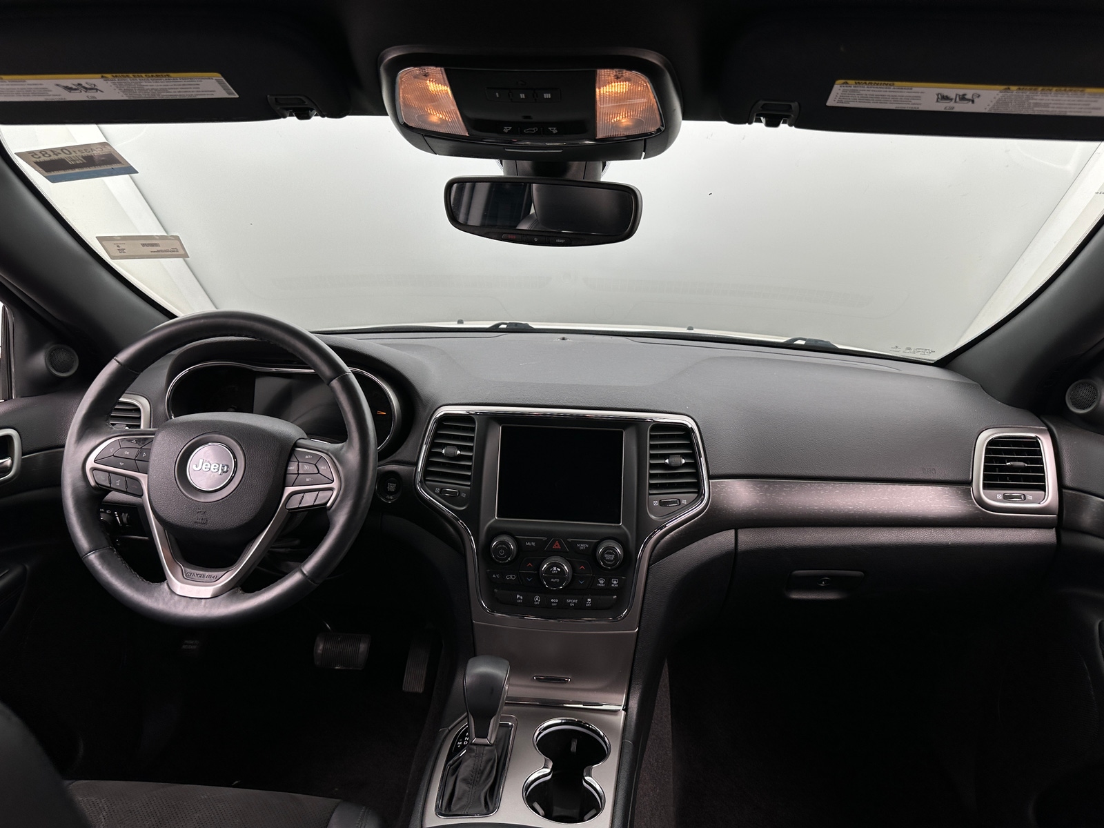 Thumbnail: 2018 Jeep Grand Cherokee - 3