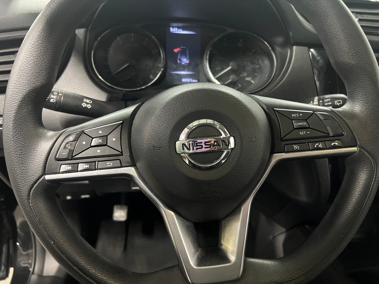 Thumbnail: 2017 Nissan Rogue Sport - 5