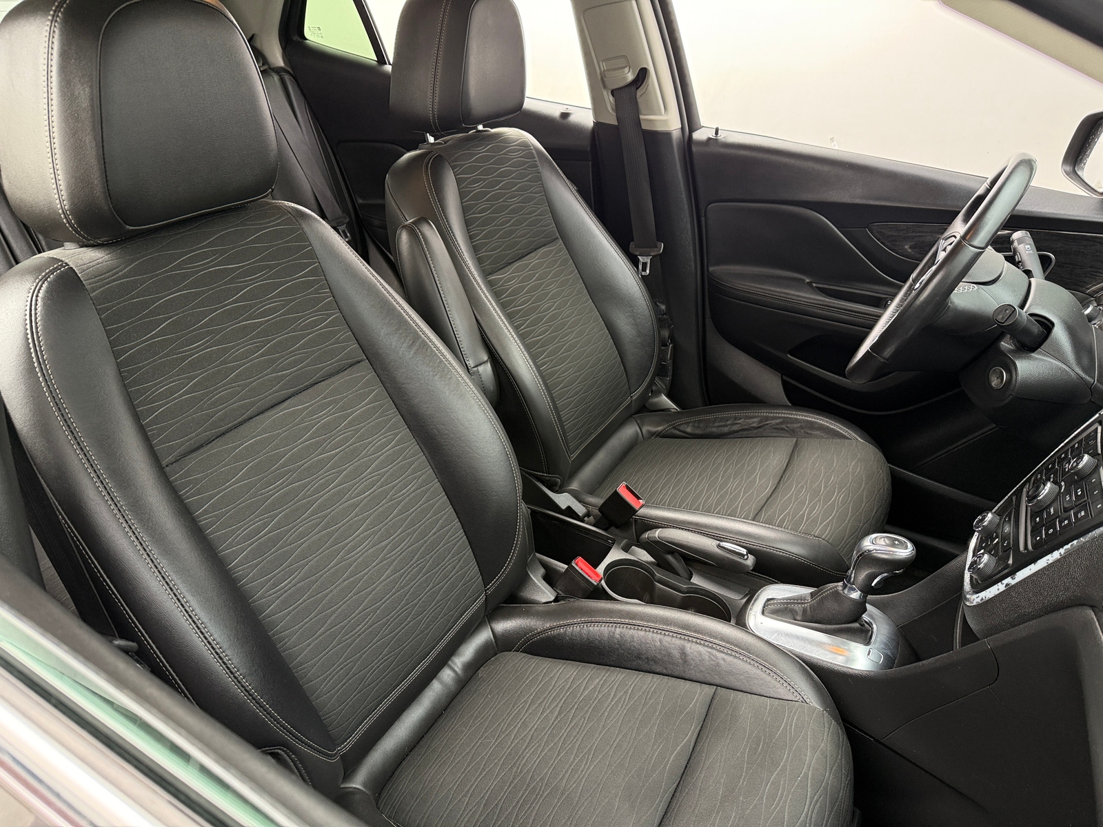Thumbnail: 2016 Buick Encore - 2