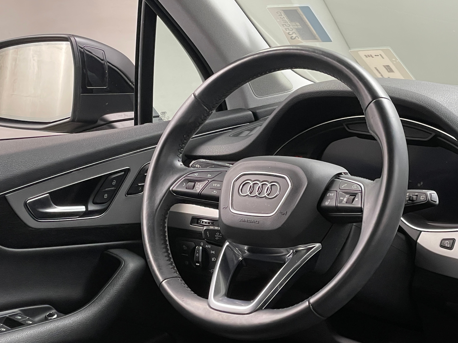 Thumbnail: 2019 Audi Q7 - 4