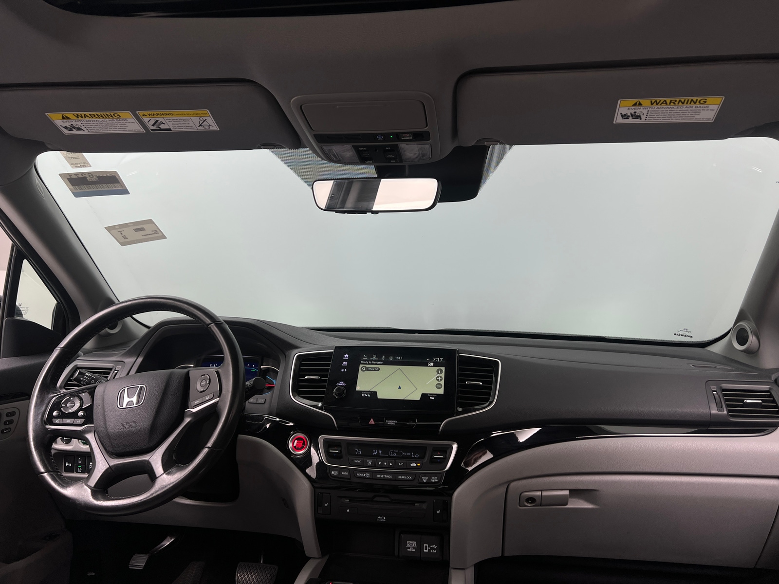 Thumbnail: 2019 Honda Pilot - 2