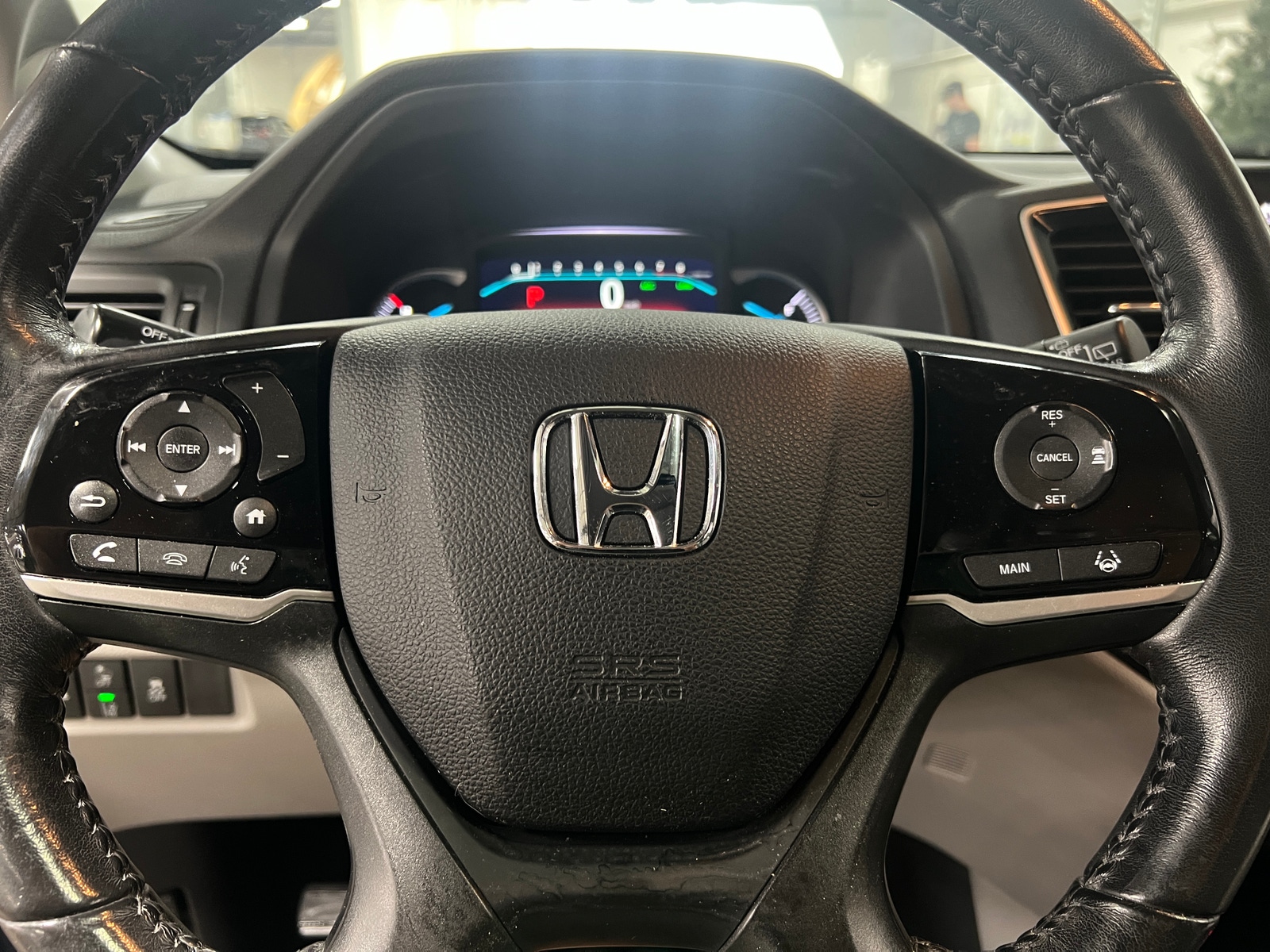 Thumbnail: 2019 Honda Pilot - 4
