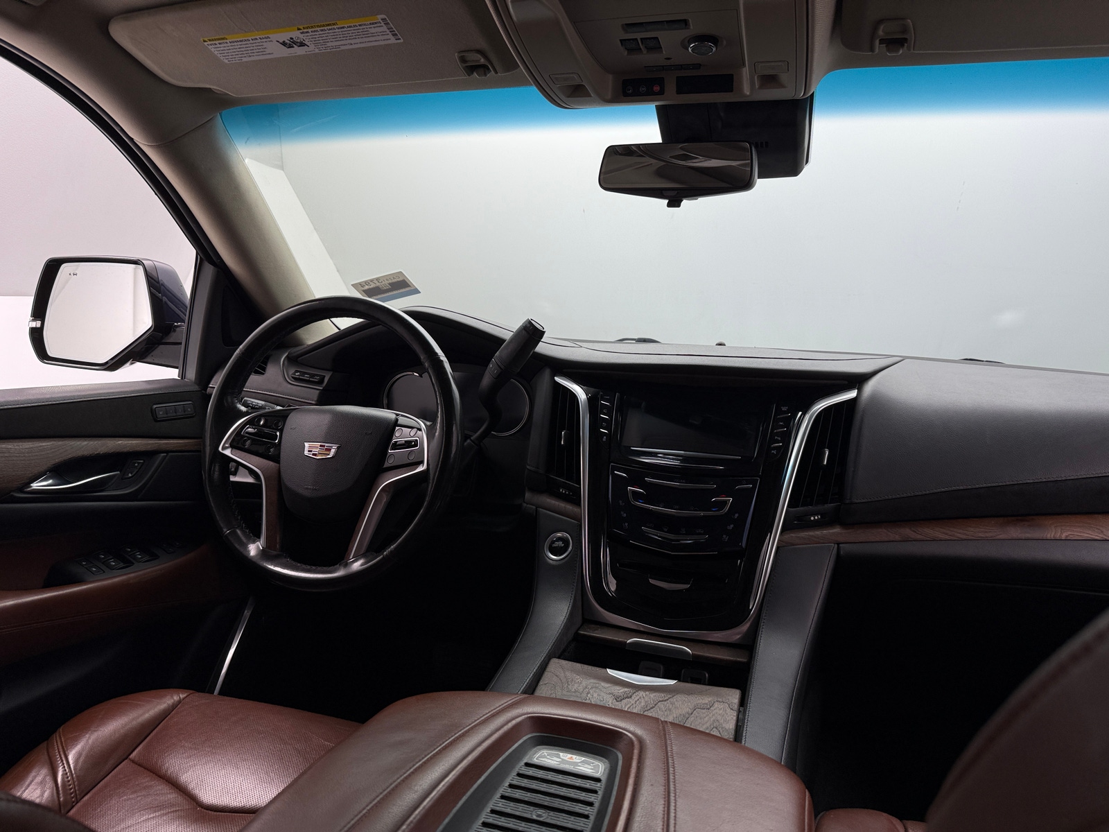Thumbnail: 2019 Cadillac Escalade - 2