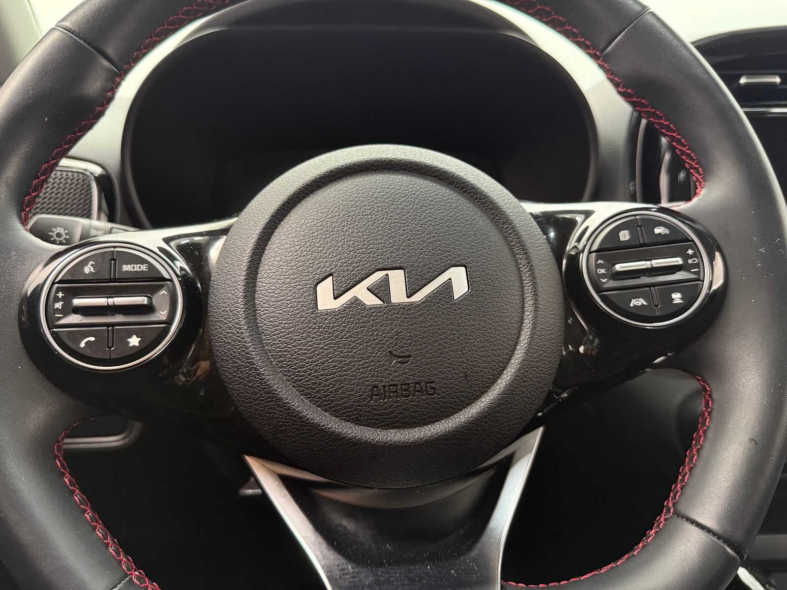 Thumbnail: 2023 Kia Soul - 5