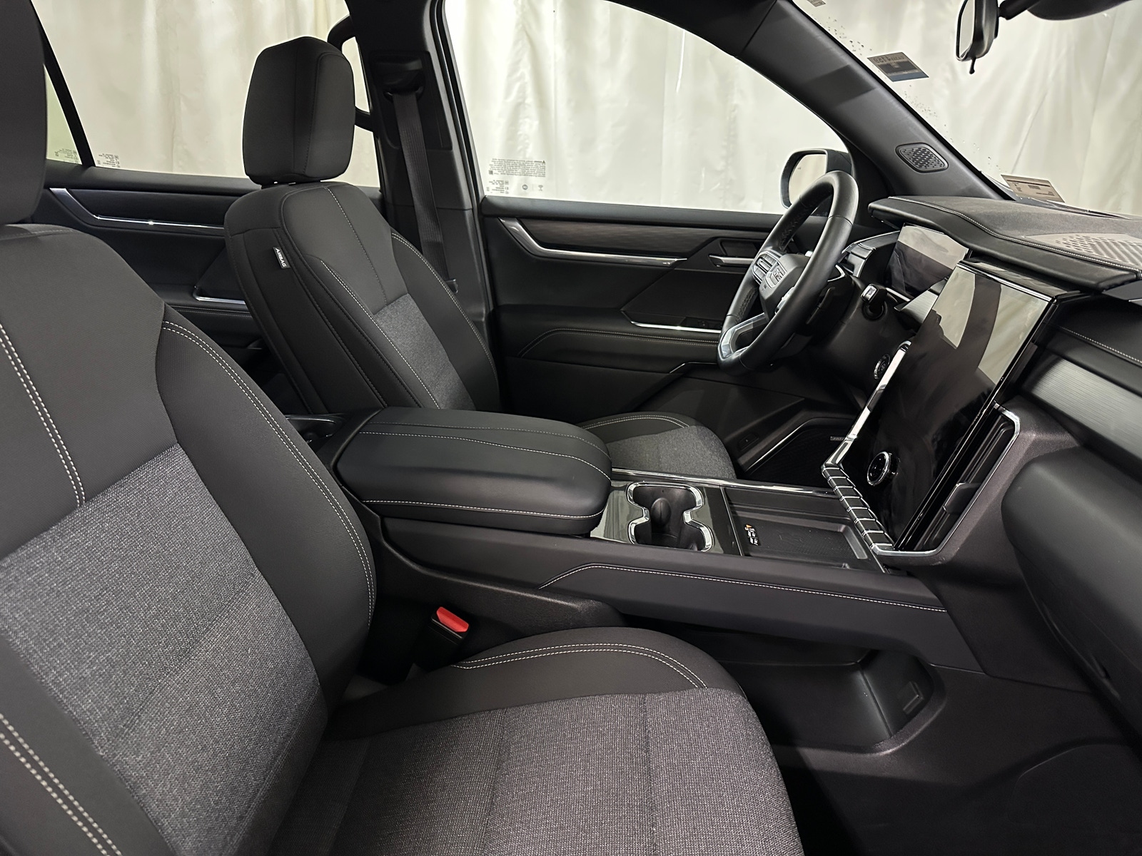 Thumbnail: 2025 GMC Acadia - 2