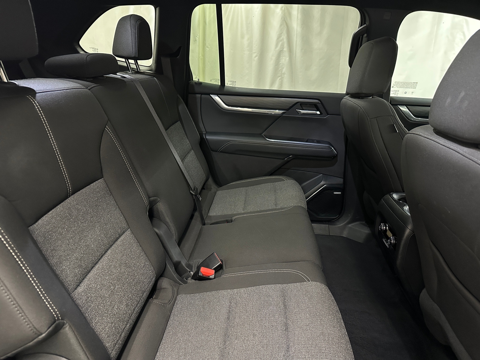 Thumbnail: 2025 GMC Acadia - 6