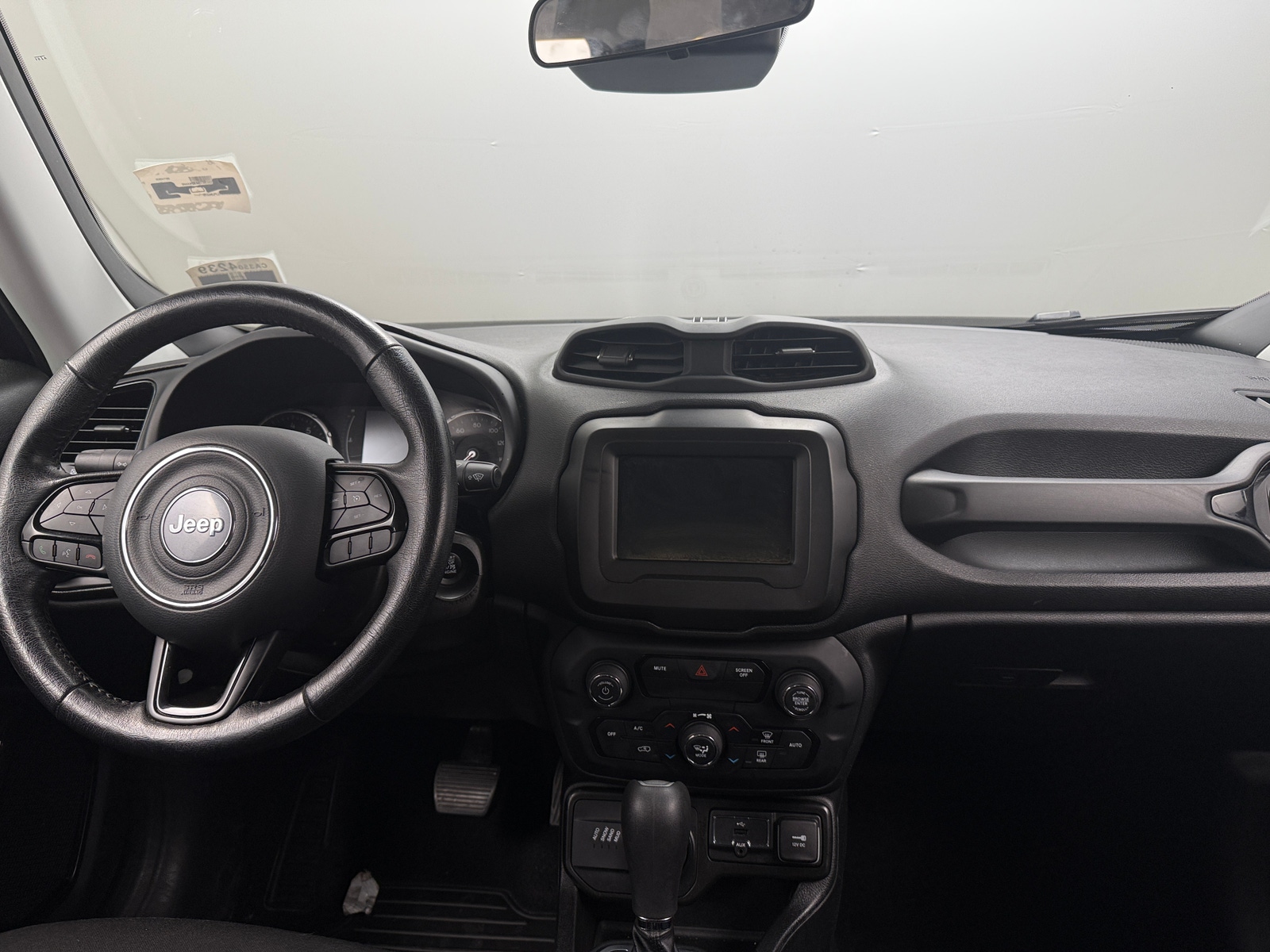 Thumbnail: 2020 Jeep Renegade - 3