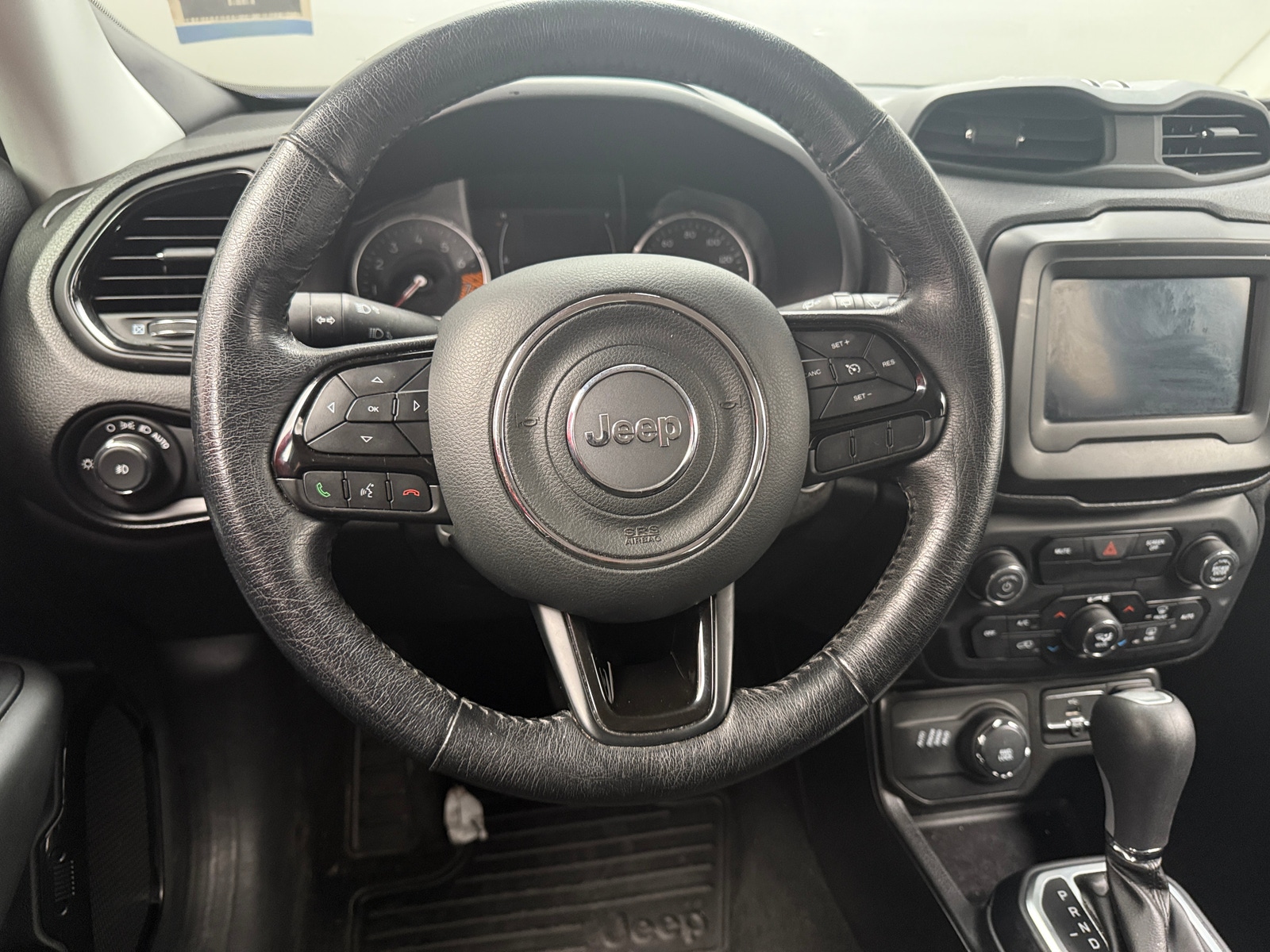 Thumbnail: 2020 Jeep Renegade - 5