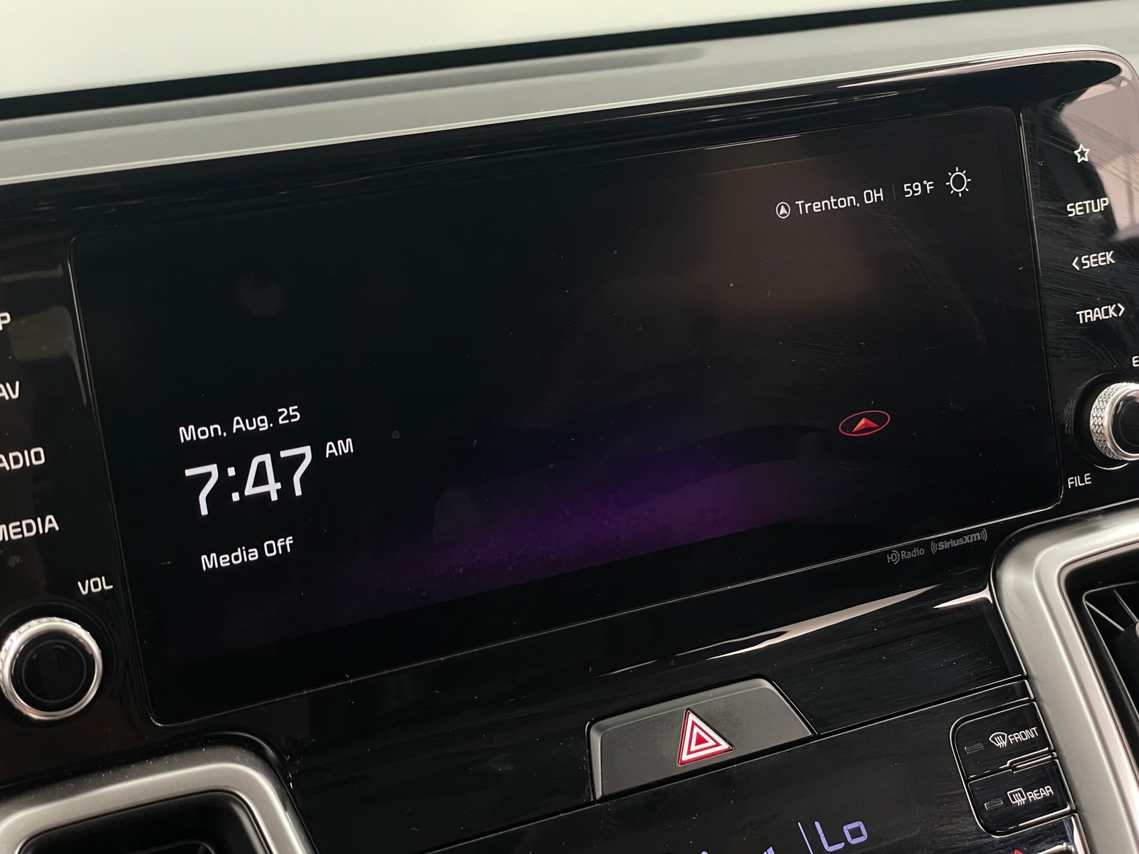 Thumbnail: 2022 Kia Sorento - 3