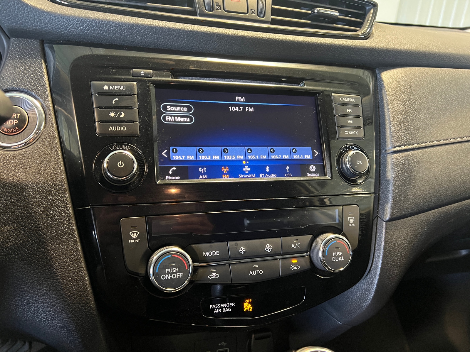 Thumbnail: 2018 Nissan Rogue - 4