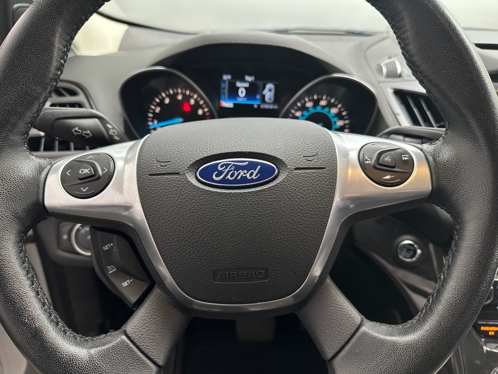 Thumbnail: 2015 Ford Escape - 4
