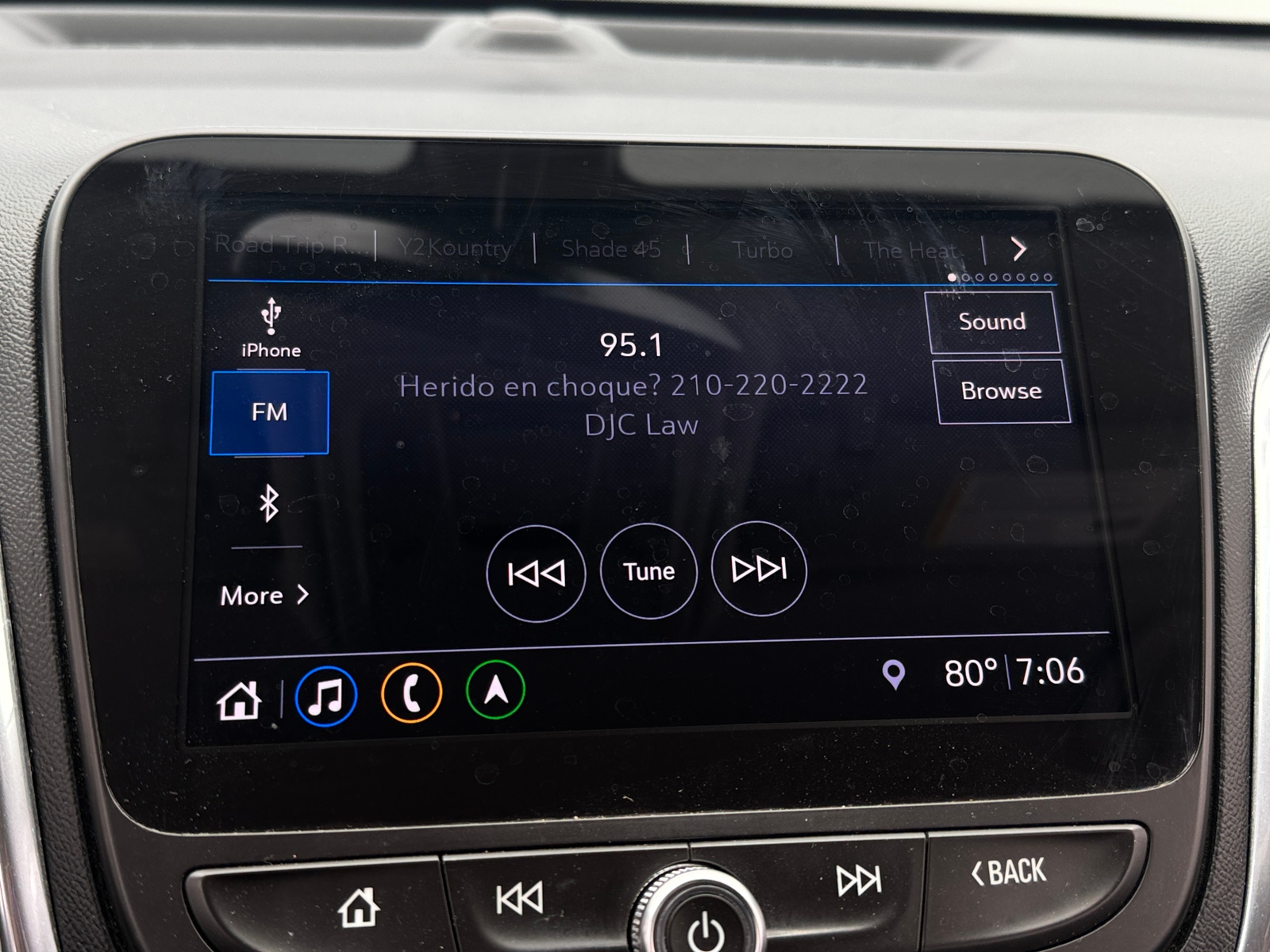 Thumbnail: 2019 Chevrolet Equinox - 4