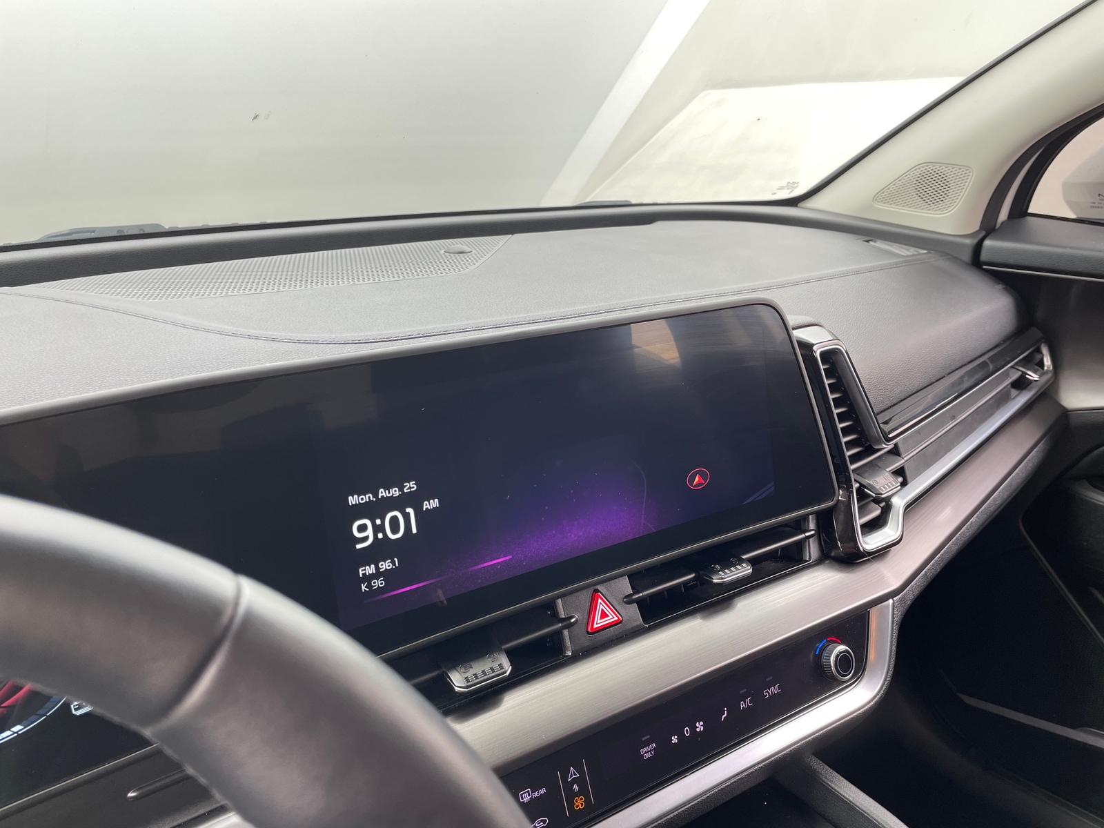 Thumbnail: 2023 Kia Sportage - 3