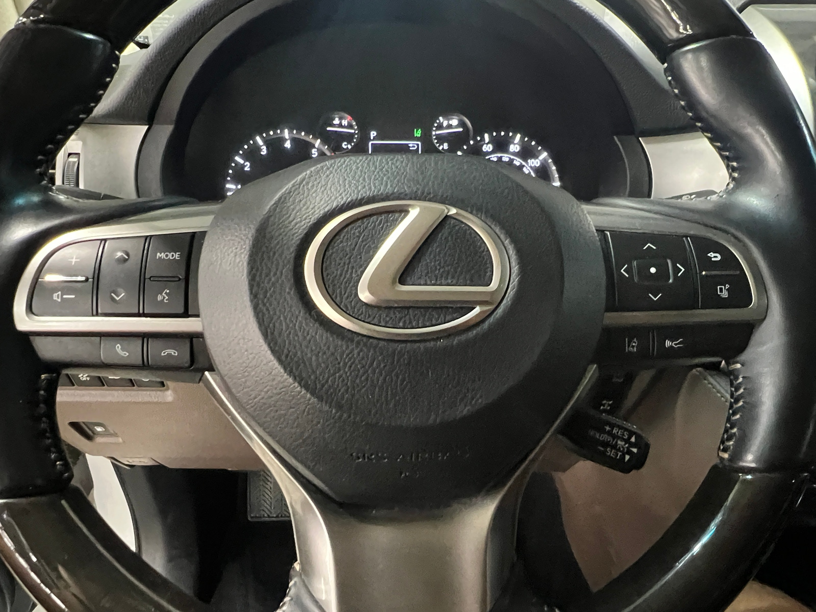Thumbnail: 2022 Lexus GX - 4
