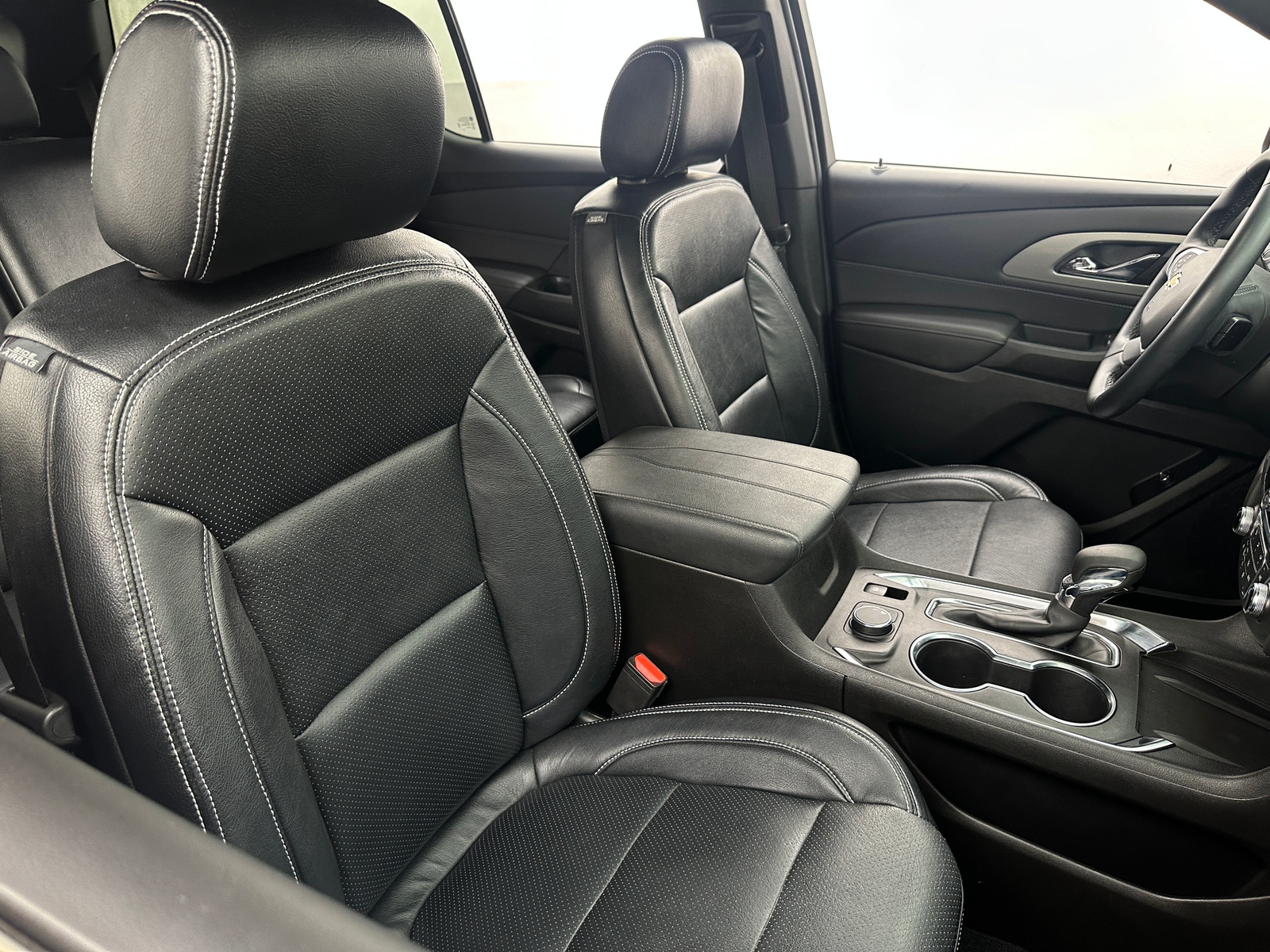 Thumbnail: 2023 Chevrolet Traverse - 2