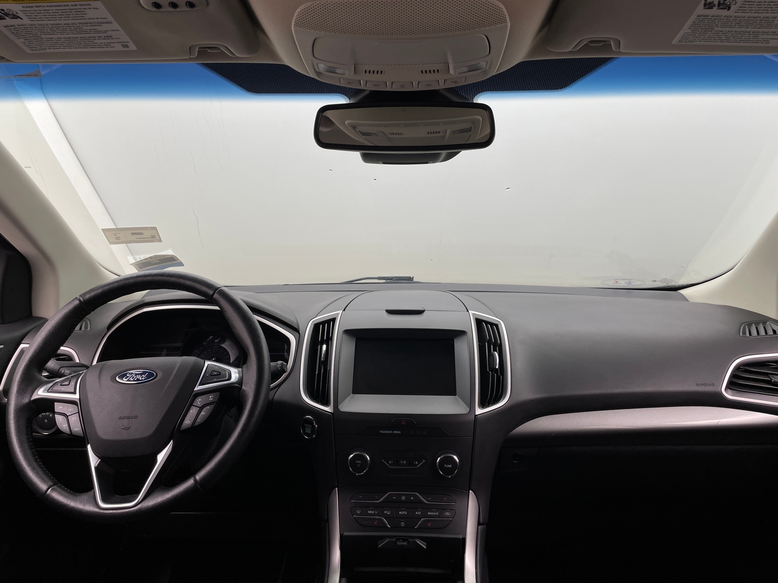Thumbnail: 2019 Ford Edge - 2