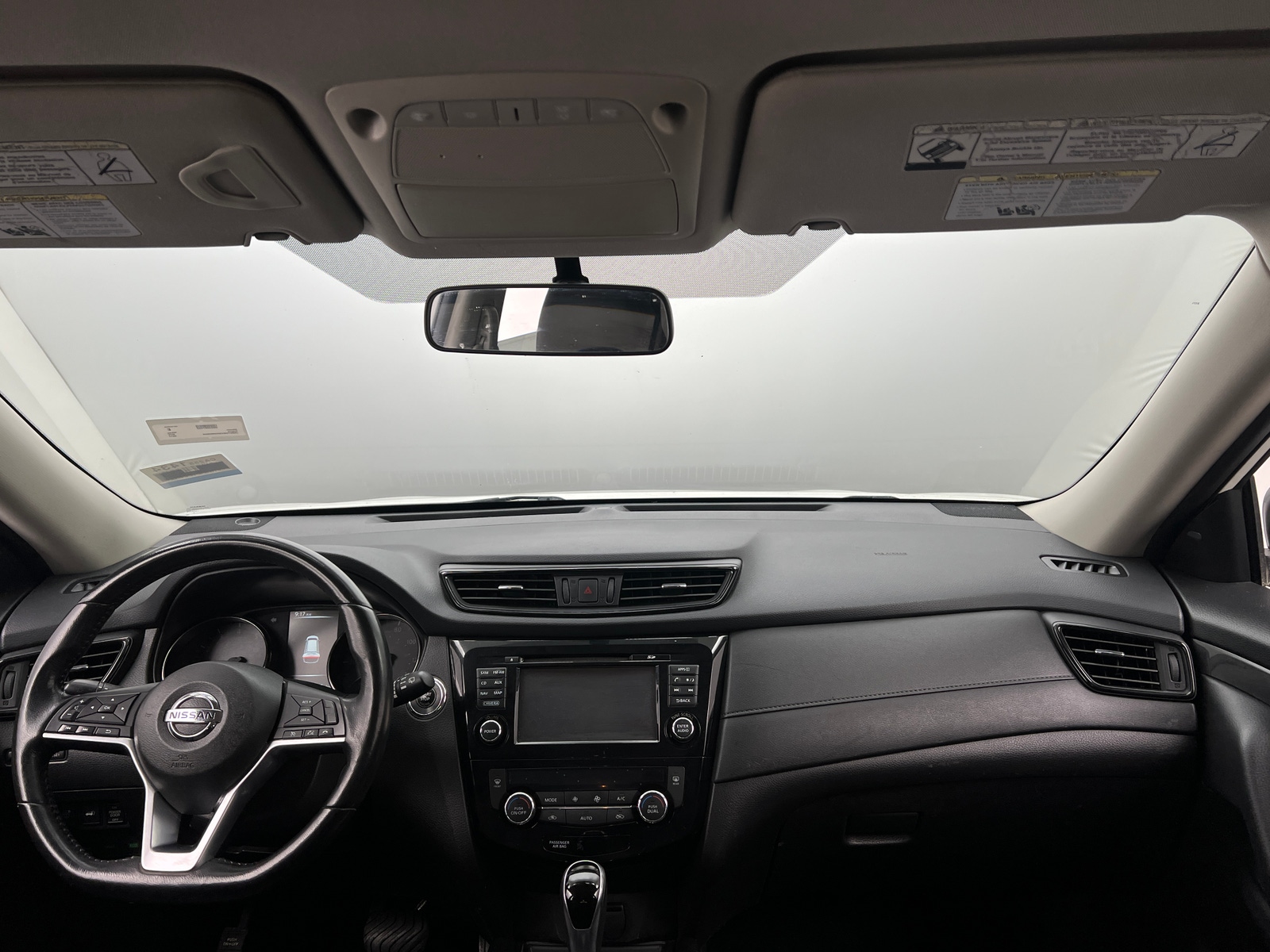 Thumbnail: 2017 Nissan Rogue - 3