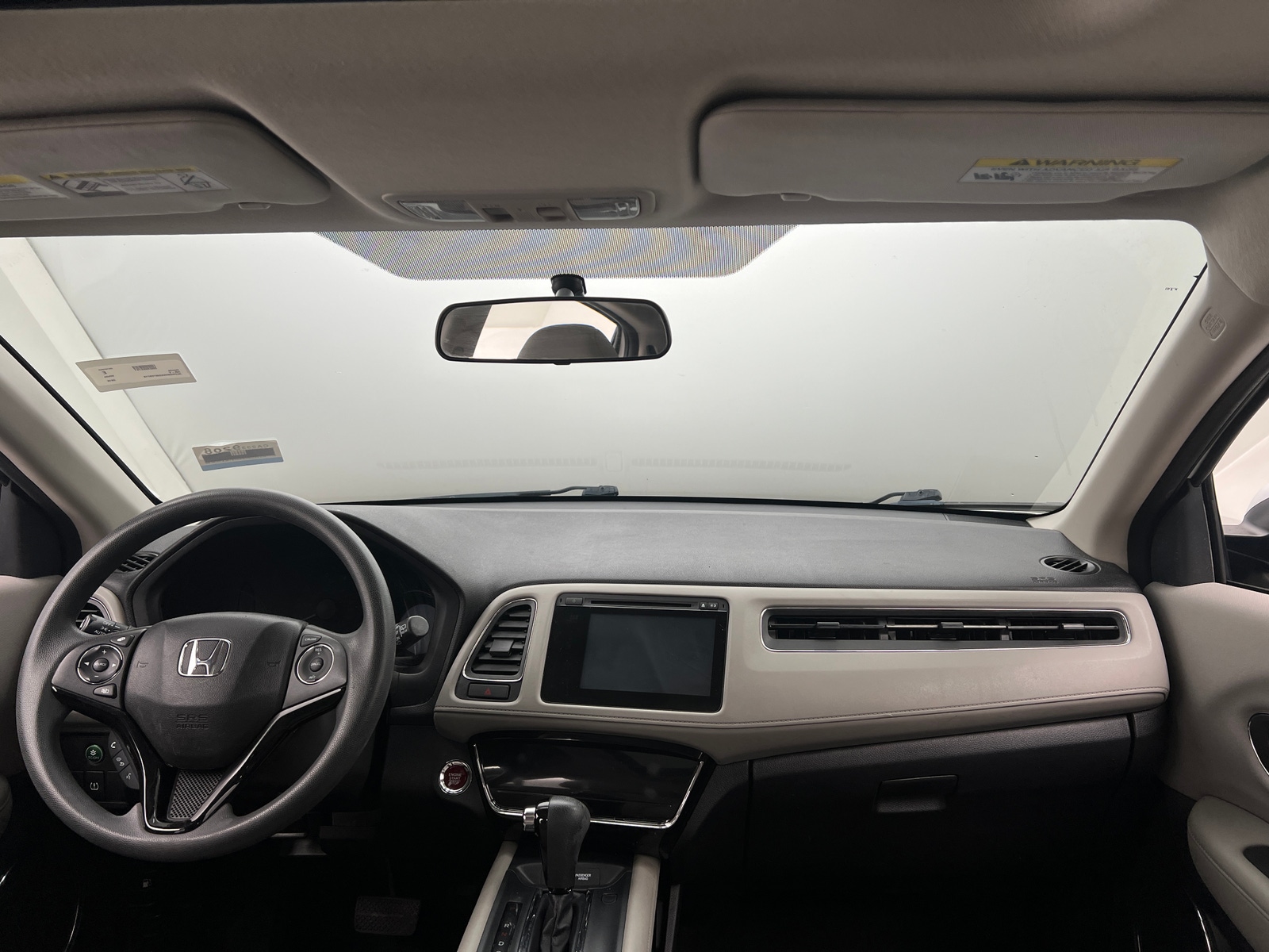 Thumbnail: 2016 Honda HR-V - 3